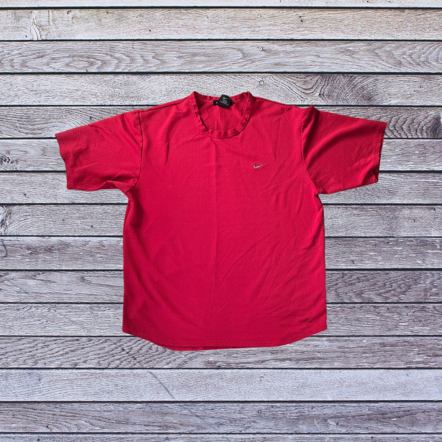 Nike Sphere Men’s Red Short Sleeve Athletic Shirt Size L Large Gray Swosh