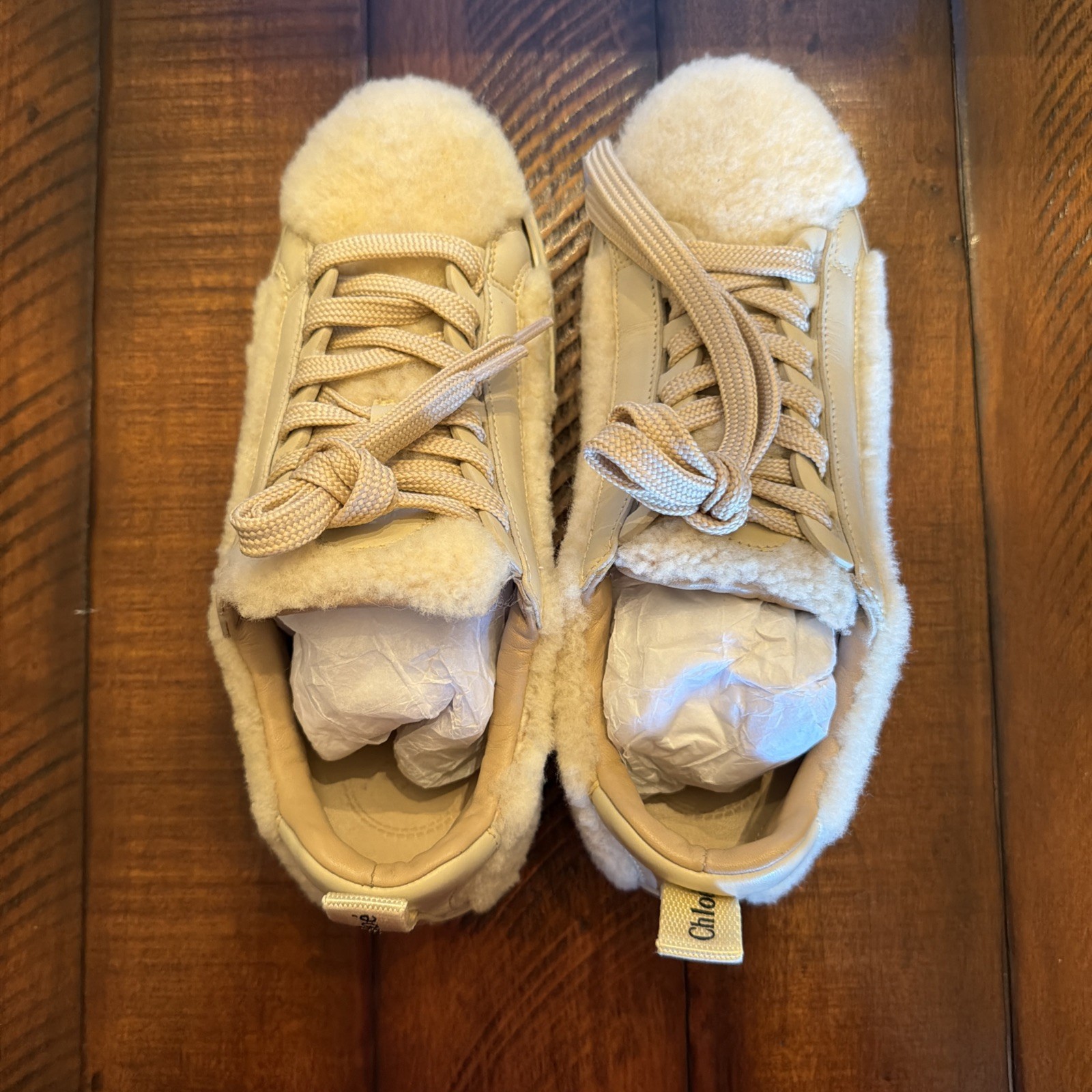 Authentic New Chloé Lauren Shearling Sneakers EU 37 US 7 Beige NIB Box Dust Bags