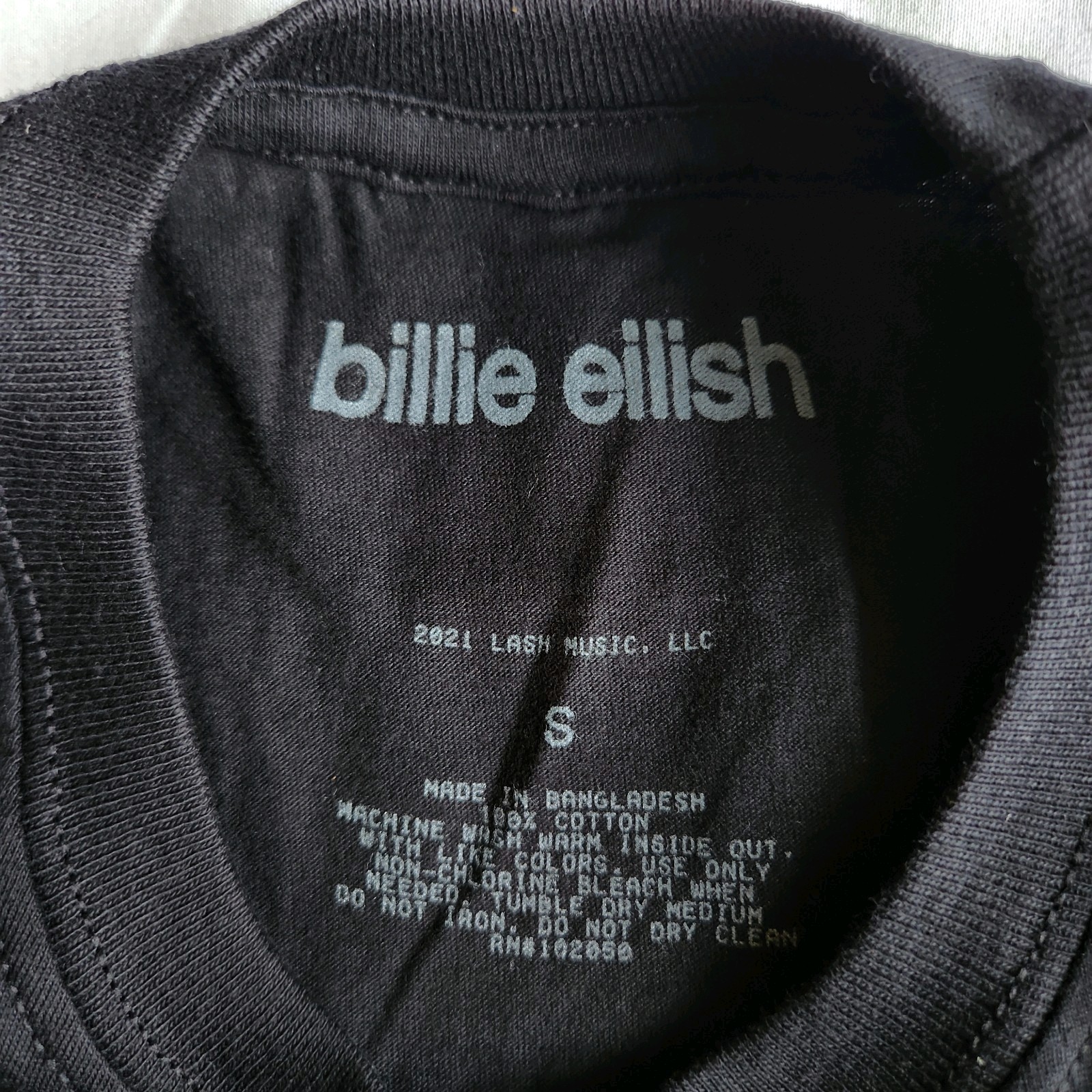 Billie Eilish Portrait Neon Blue Graphic Official Music Merch Black T-Shirt New