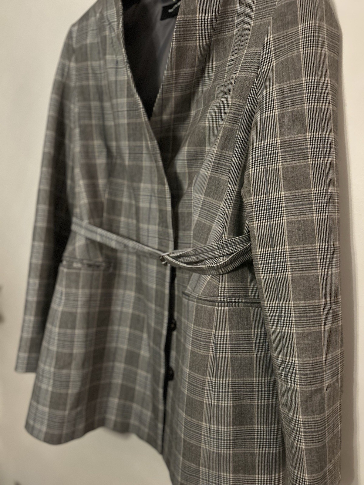 Karen Millen Grey Blue Check Plaid Tailored Collarless Belted Blazer w/Belt Sz 2