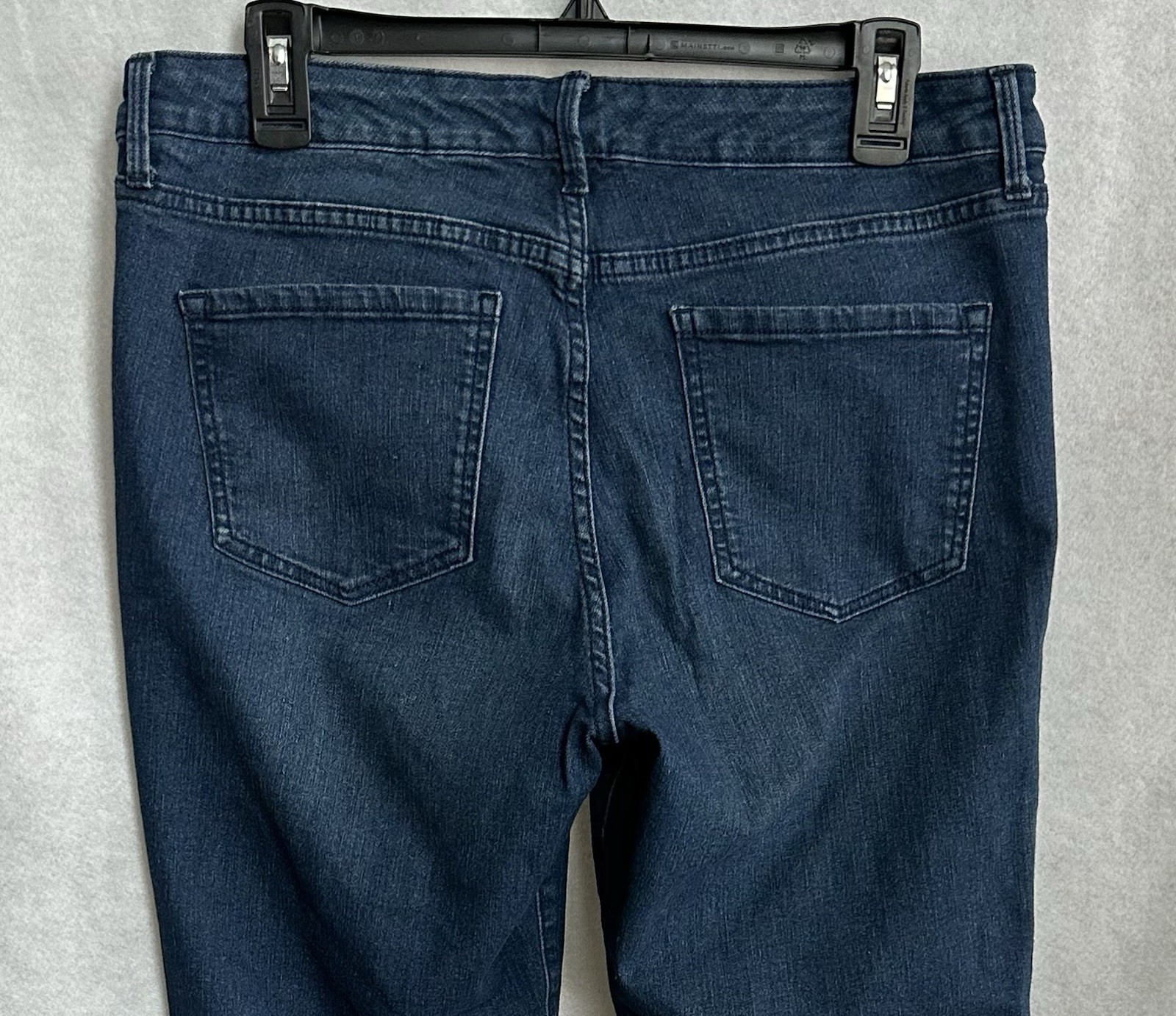 Nine West Chrystie Capri Size 12 W-33” R-10 1/2” In-23” Leg Opening 16”
