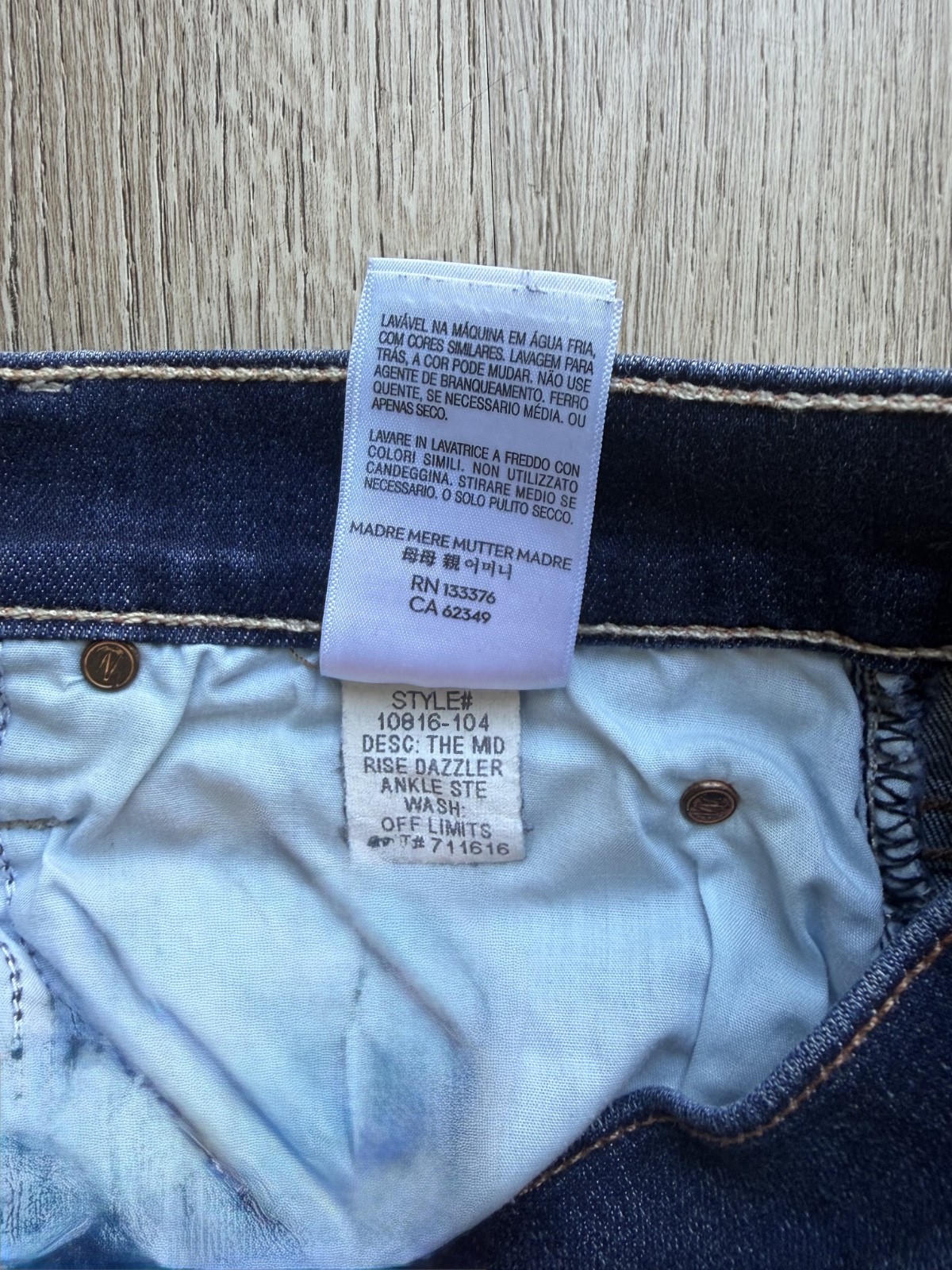 MOTHER Mid Rise Dazzler Ankle Step Fray Jeans Off Limits Wash Women’s 34