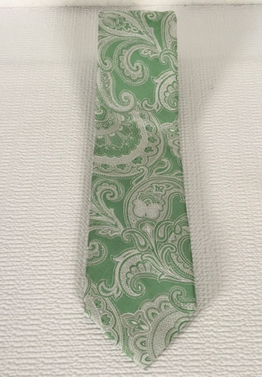Paul Fredrick Neck Tie Green Silver Paisley 100% Silk 3.25 in Wide 59 in Long