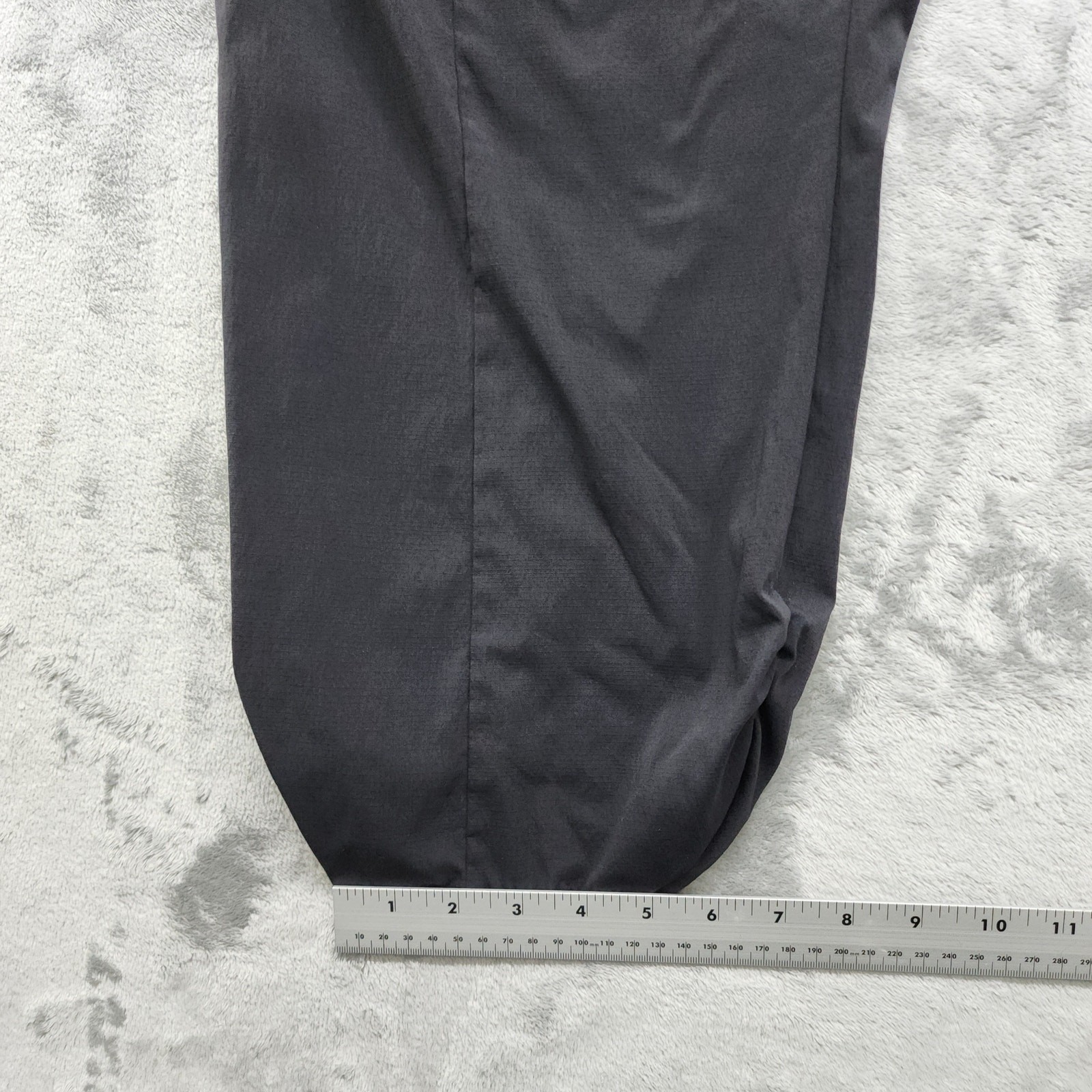 Torrid Pants Womens 5 5X/28 Black Happy Camper Crop Active Scrunch Hem Pockets