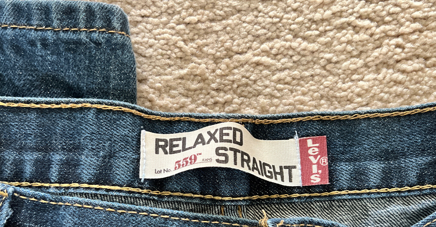 Levi’s 559 Men’s Relaxed Straight Jean 44×32