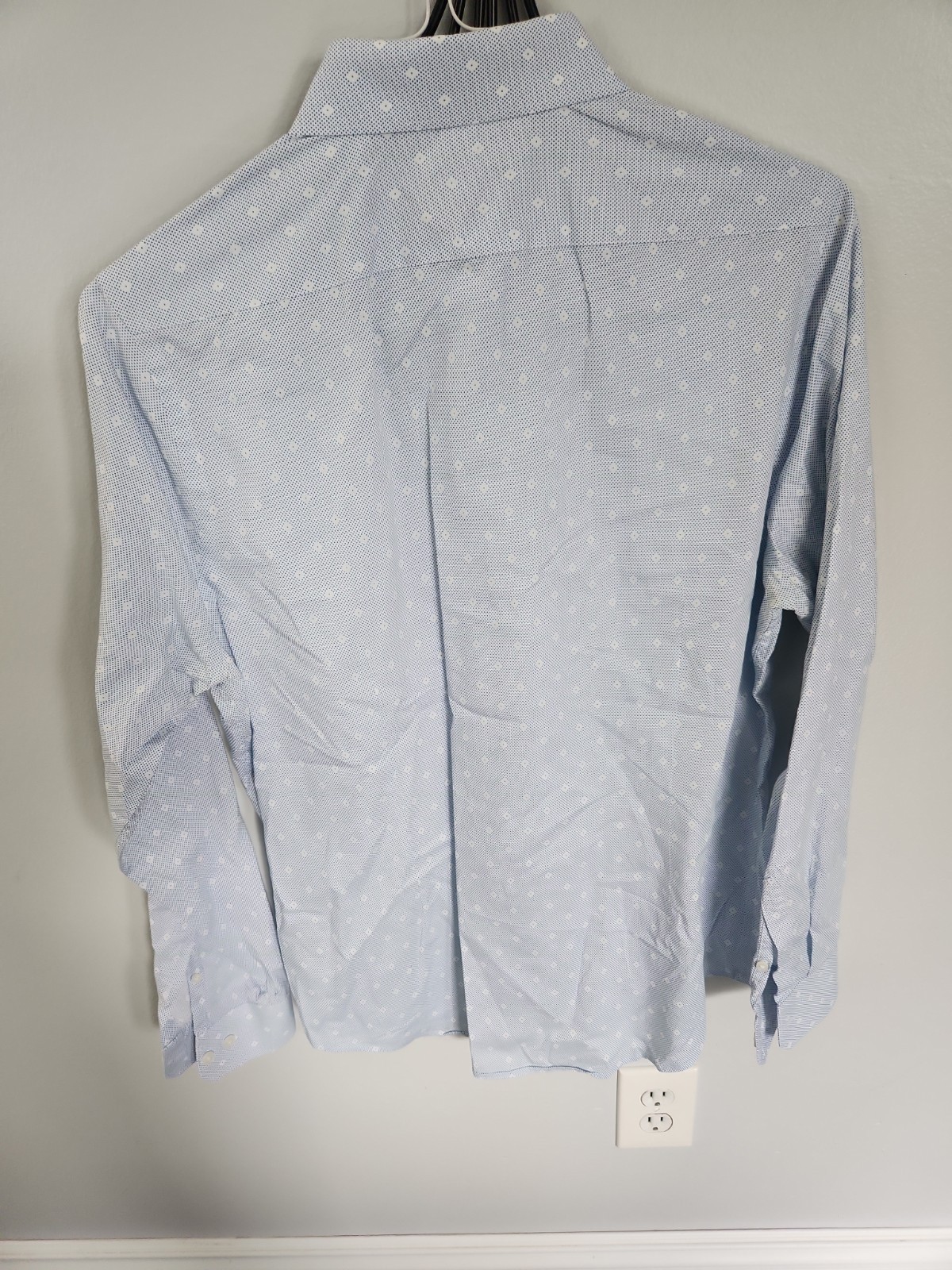 Men’s Dress Shirts Size Small/Medium Assorted Colors Express Stafford Homecoming