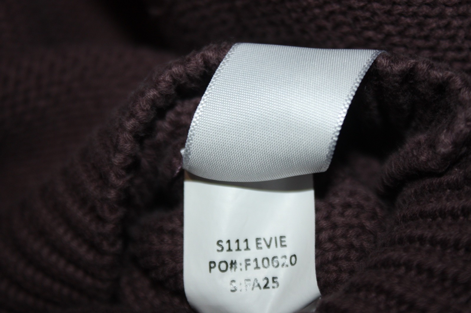 $198 perfectwhitetee Women’s 100% Cotton Crew Neck Sweater Size Medium EVIE USA