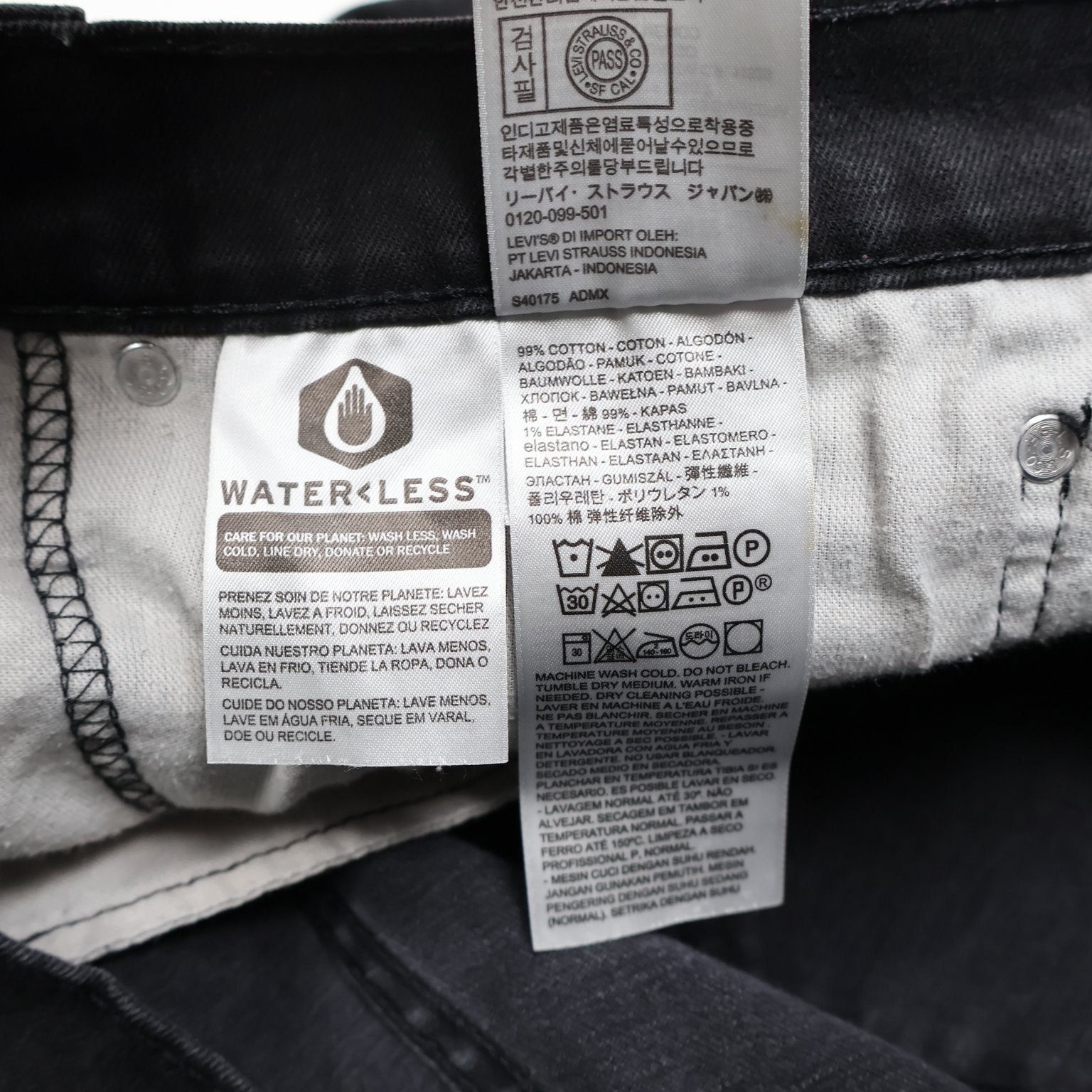 Levi’s 541 W42 x L30 Men’s Jeans Denim Black Athletic Taper Relaxed