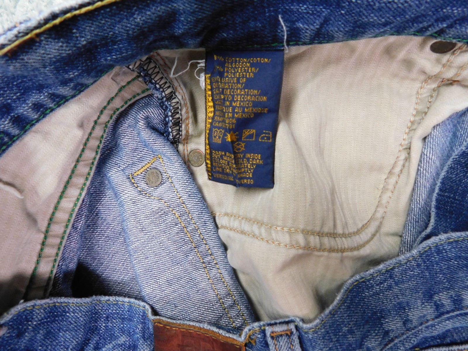 Tommy Hilfiger Men’s Relaxed Jeans Denim Blue Medium Wash Size 32×30*30Wx29L*