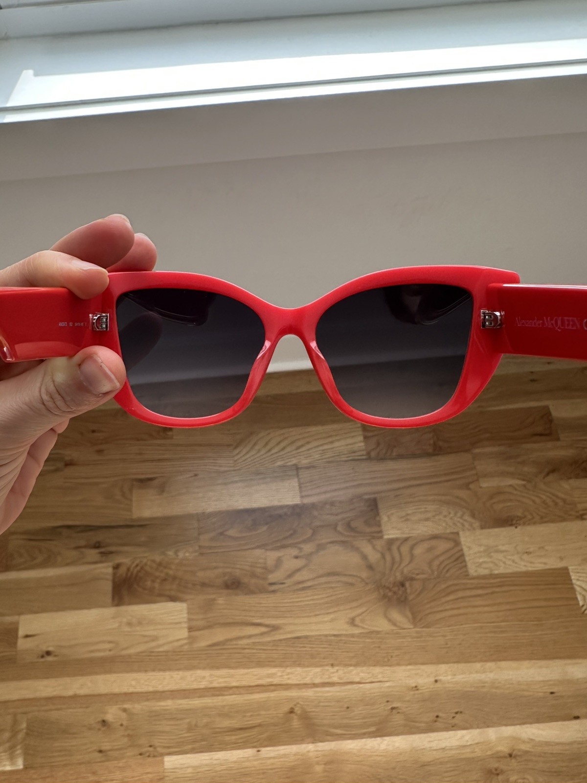 AUTHENTIC Alexander McQueen Cat Eye Sunglasses- Red.