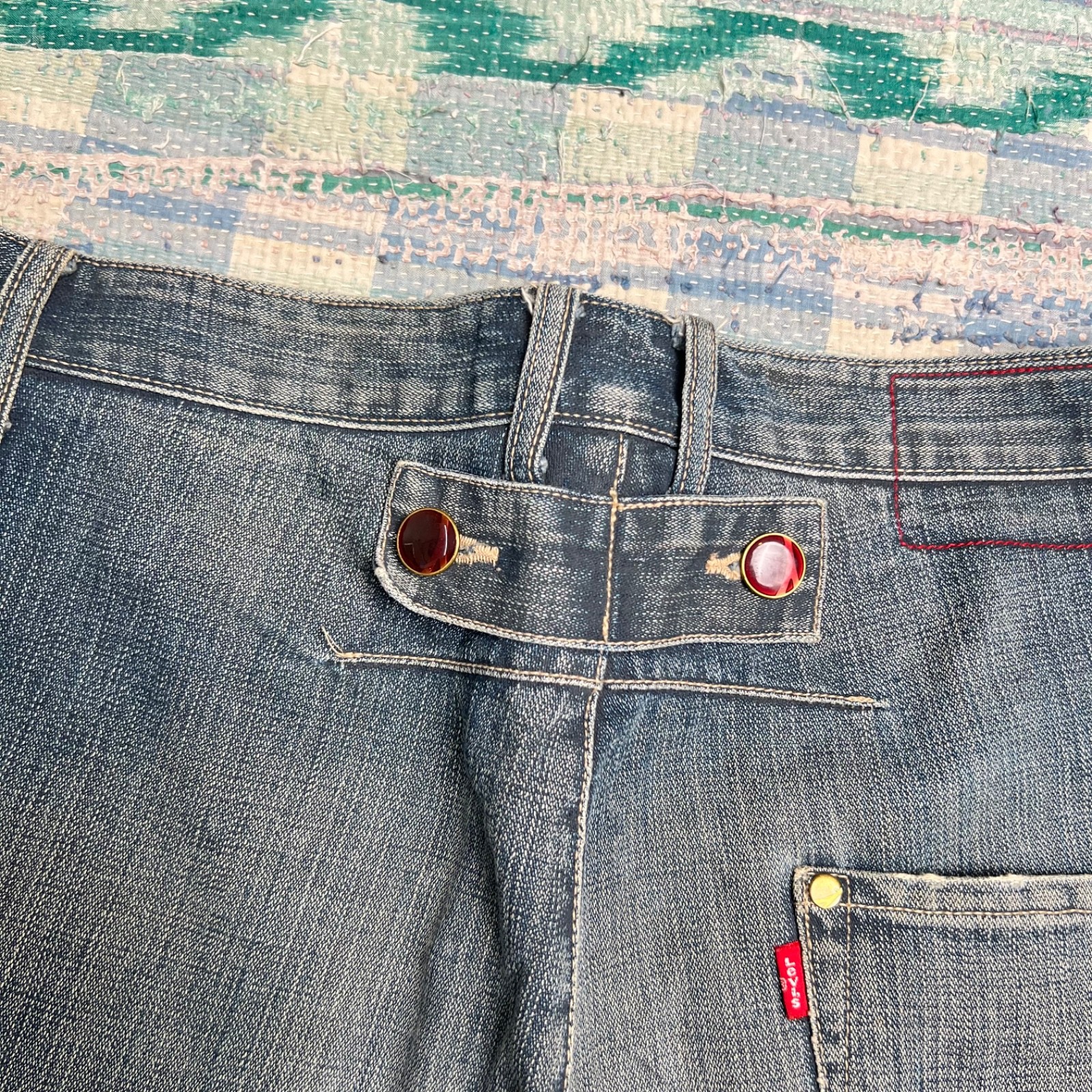 Levis Engineered Buckle Back Cinch Back Twisted Jeans Fits 30×31