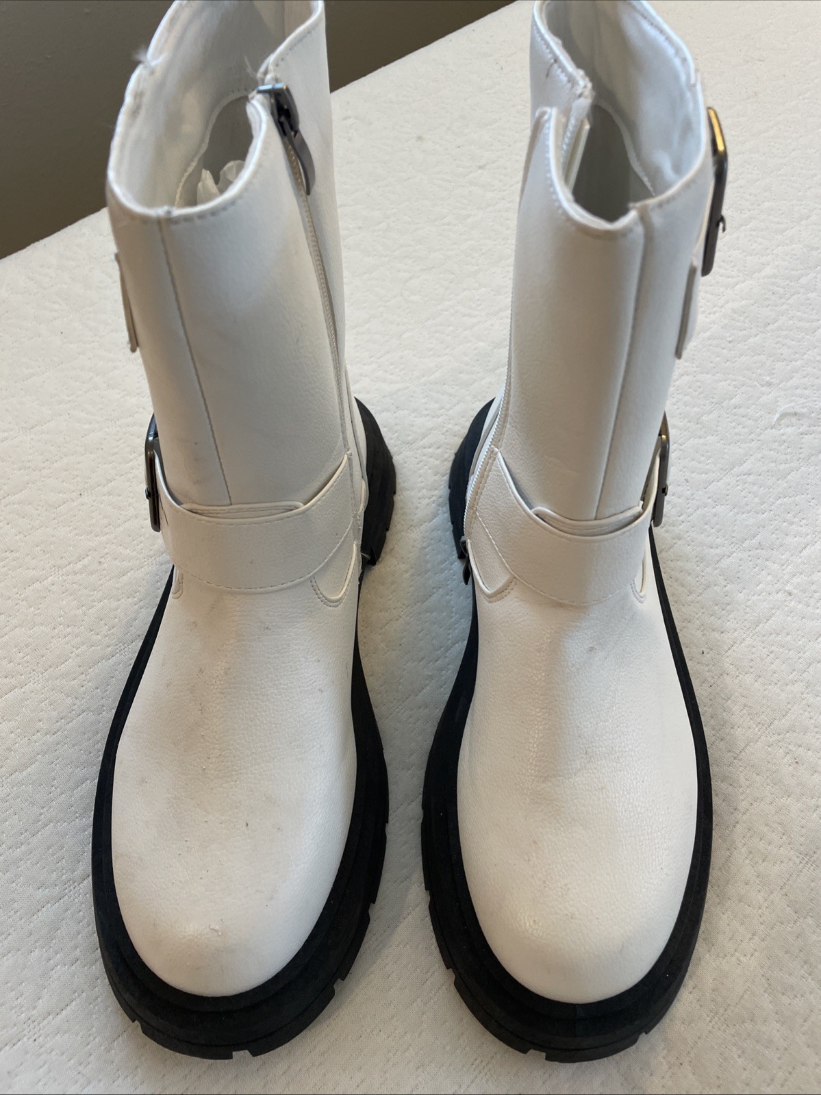 White Lug Sole Combat Boots Double Buckle Side Zip Moto Mid Calf Women 8.5