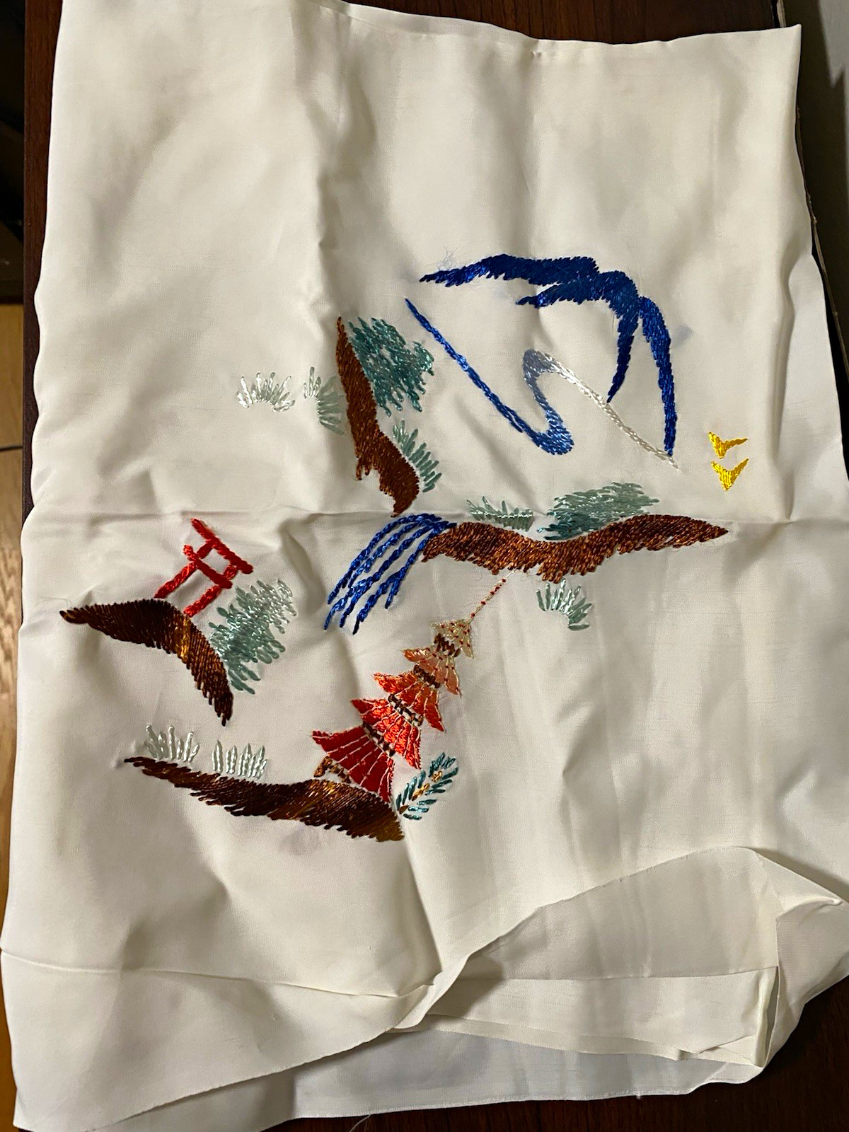 Vintage Japanese Silk Scarf Embroidered Mt Fuji Yasaka Pagoda Red Torii Gate