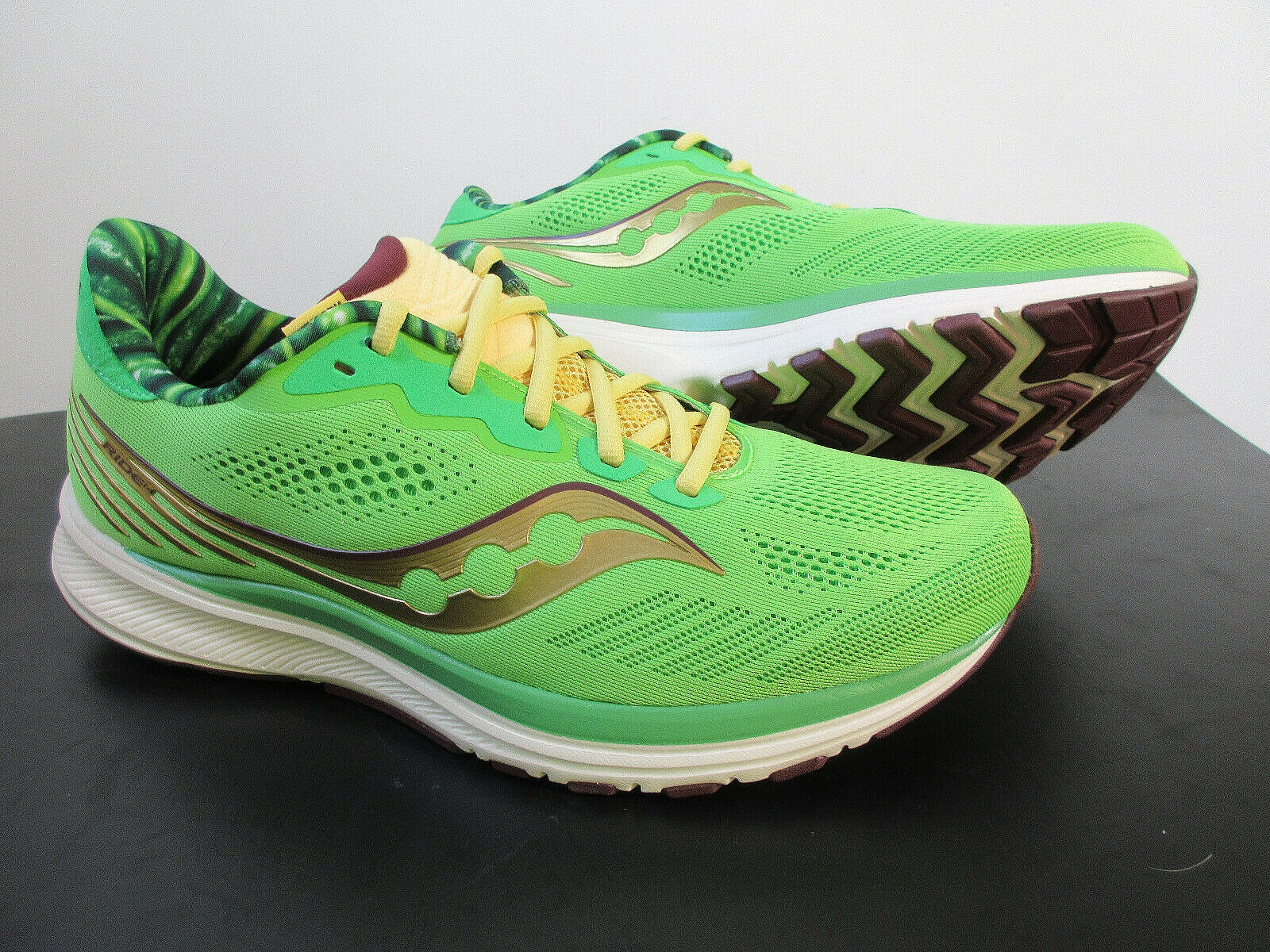 Saucony Men’s Ride 14 Green Bean Casserole Gold Logo S20650-17 Size 12 M NEW BOX