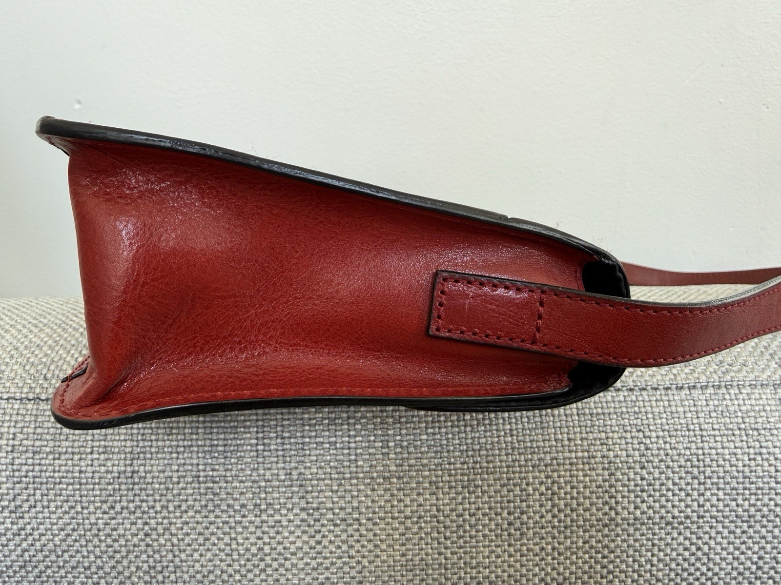 FOSSIL Red Leather Shoulder Purse Handbag 9×6 Inches
