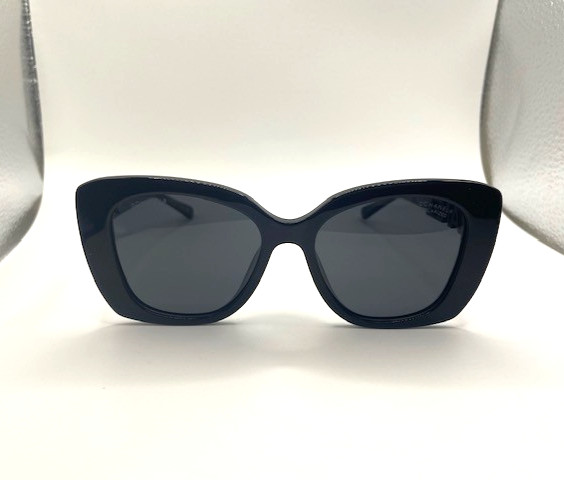 Authentic CHANEL 5422 Women Sunglasses Polarized-Black CC Logo New With Box