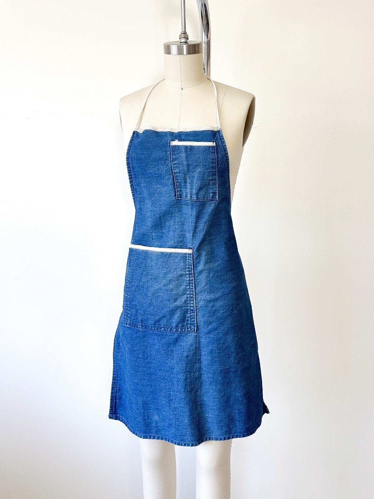 Vintage 1960s 1970s Demim Selvedge Apron with White Linen Pocket Detail