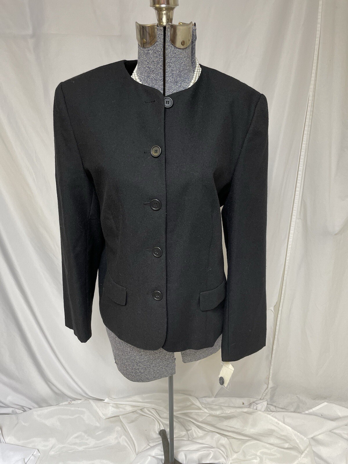 NEW Orvis Blazer Size 12 Black Wool True To Size Jacket Interior Pocket Lined