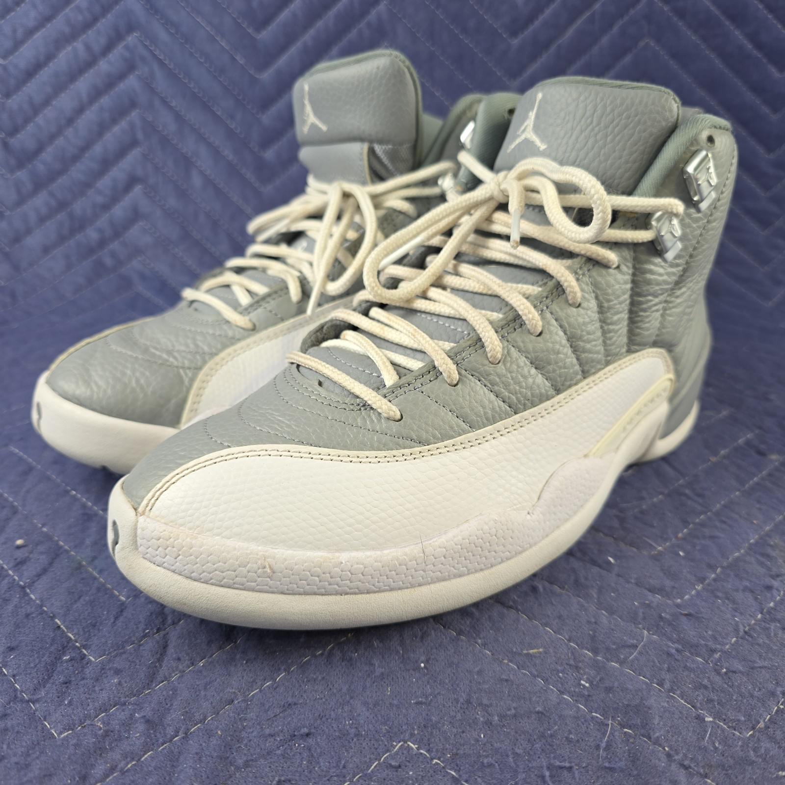 AIR JORDAN 12 RETRO “STEALTH” — MEN’S SIZE 9 • PRE‑OWNED • OG GRAY HEAT