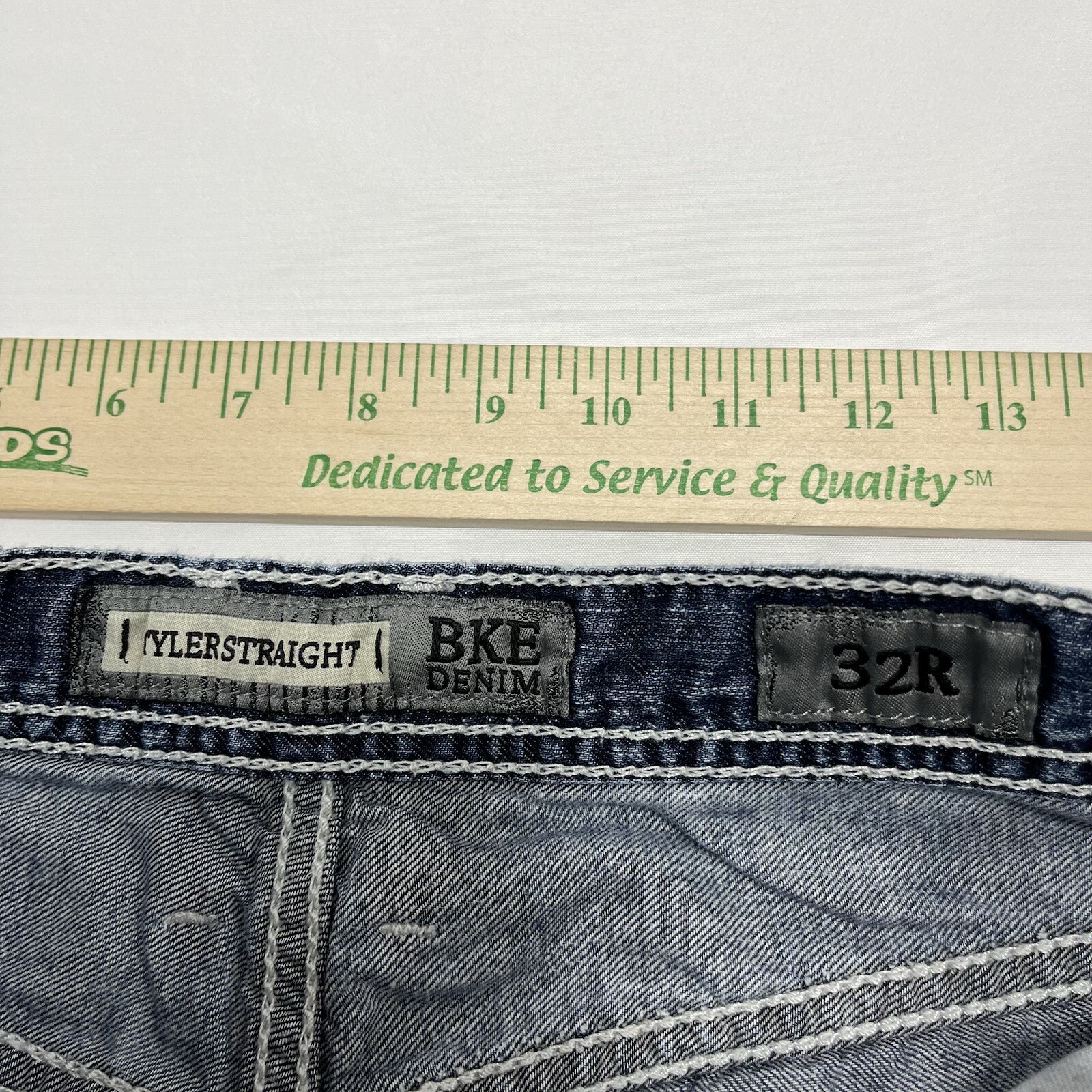 Men’s Buckle BKE Tyler Size 32R (30×30”) Denim Blue Jeans Distressed Frayed Cuff