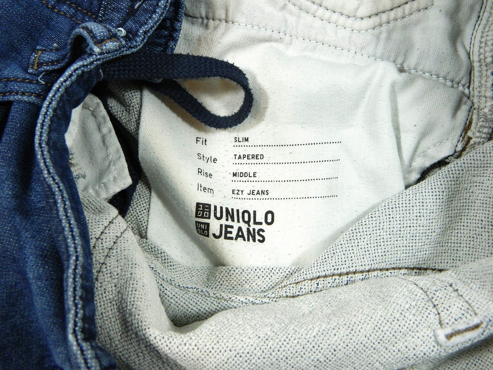 Men’s Uniqlo Jeans Slim Tapered Ezy Stretch Tag 27-30 measured size 28×30