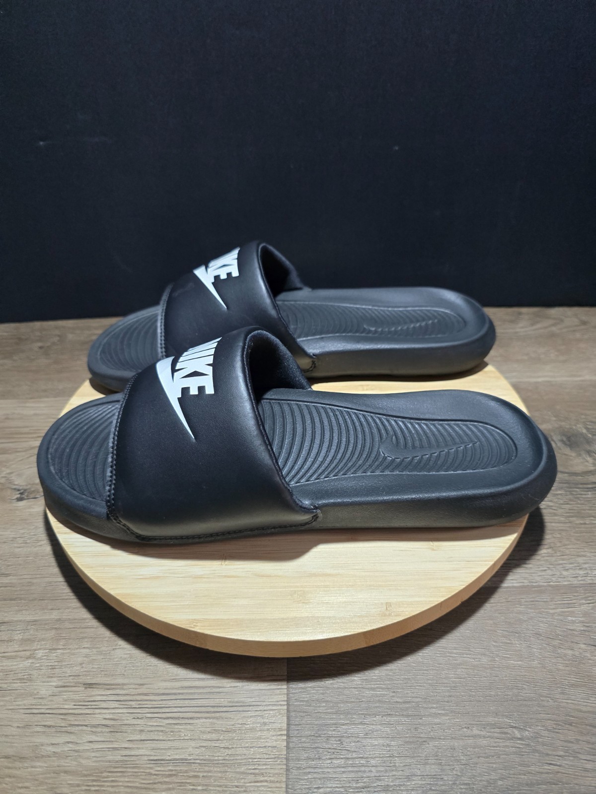 NIKE Men’s Victori One Slide Black/White-Black (CN9675 002) Size 10