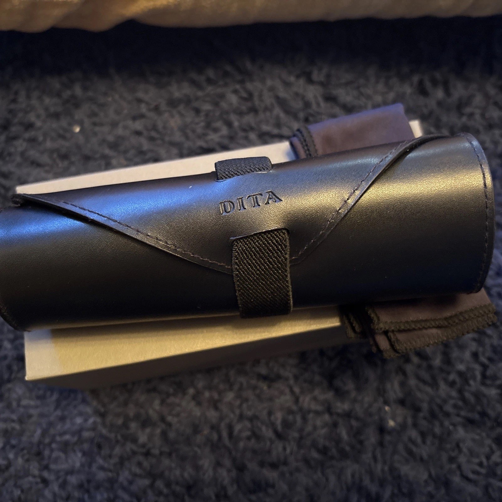 NEW Genuine DITA Glasses Box Leather Roll Case Cleaning Cloth Sunglass Packaging