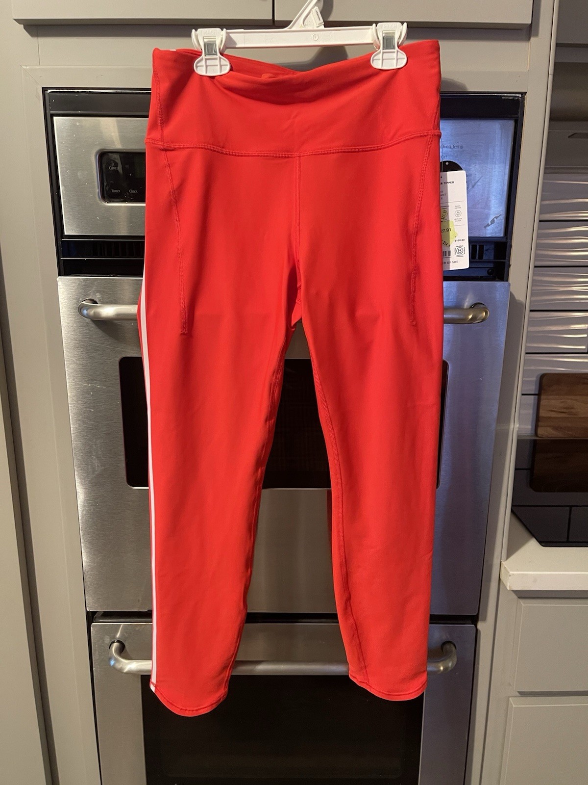 Athleta Pacesetter Tipped 7/8 Tight-Red-Size M-NWT