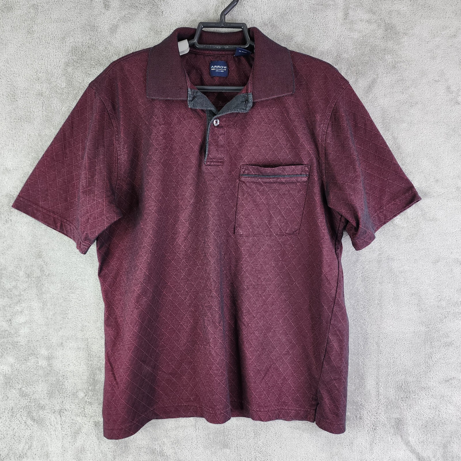 Mens Red with Black Arrow Polo Shirt Short Sleeve Shirt Size S Small
