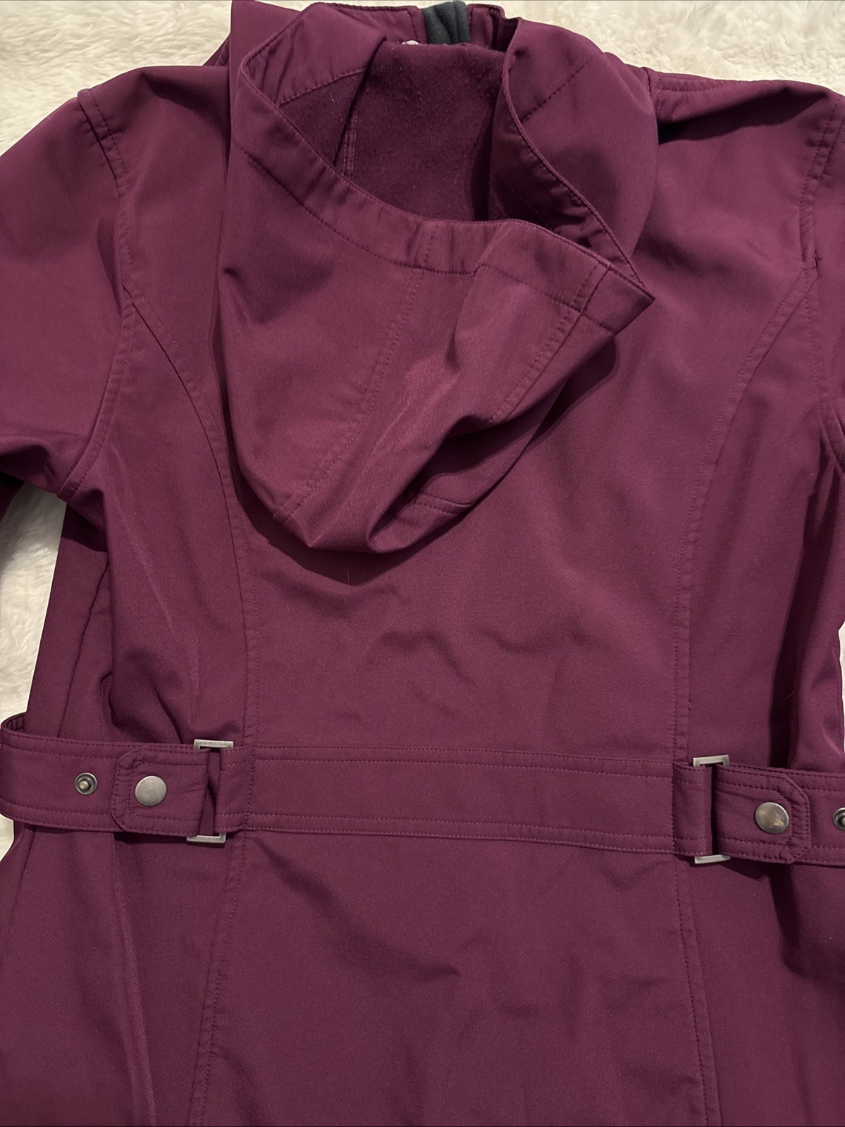 Women’s Size Small 4-6 Freetech Water Resistant Jacket – Item 2085