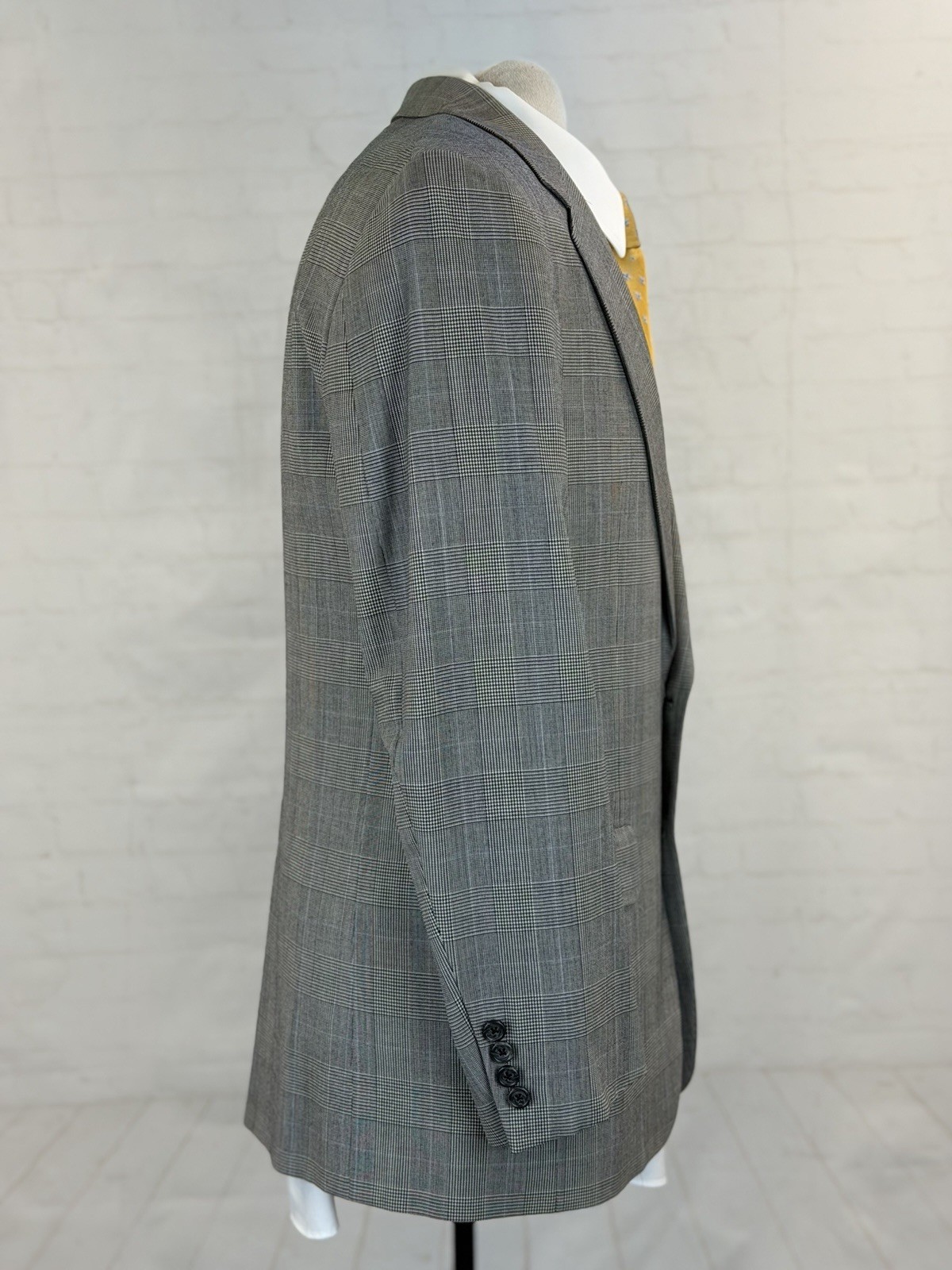 Hickey Freeman USA Men’s Gray Plaid 100% Wool Blazer 40R $895 Two Button