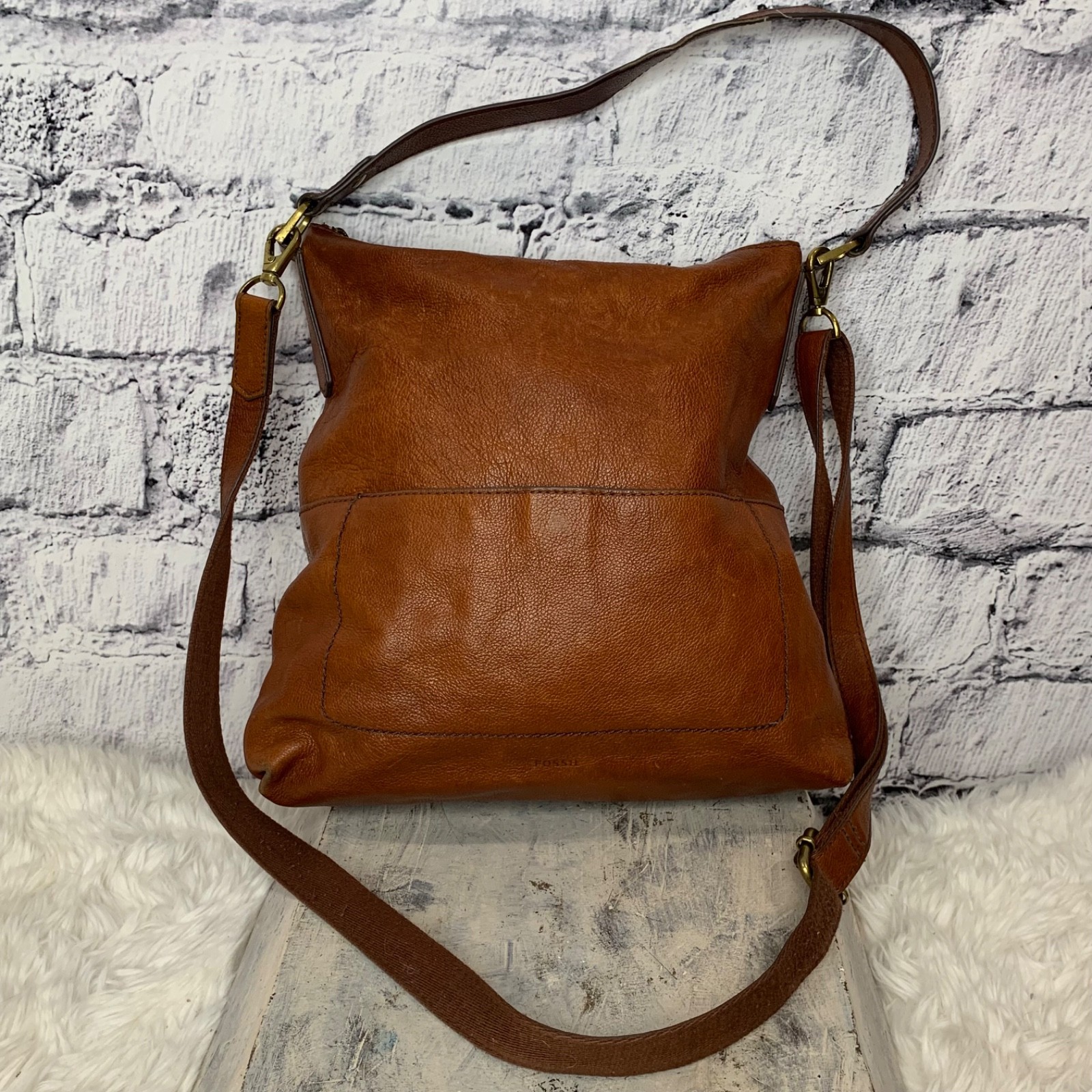 Fossil Amelia Hobo Crossbody Shoulder Bag Brown Leather SHB1819 Distressed