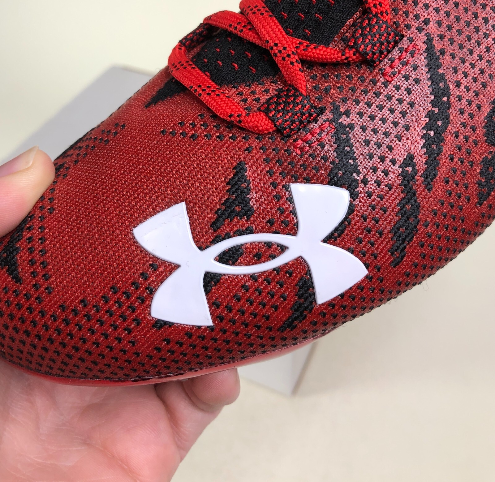 Under Armour Spotlight Lux MC Black Red Football Cleats Size 13 (3023959-007)