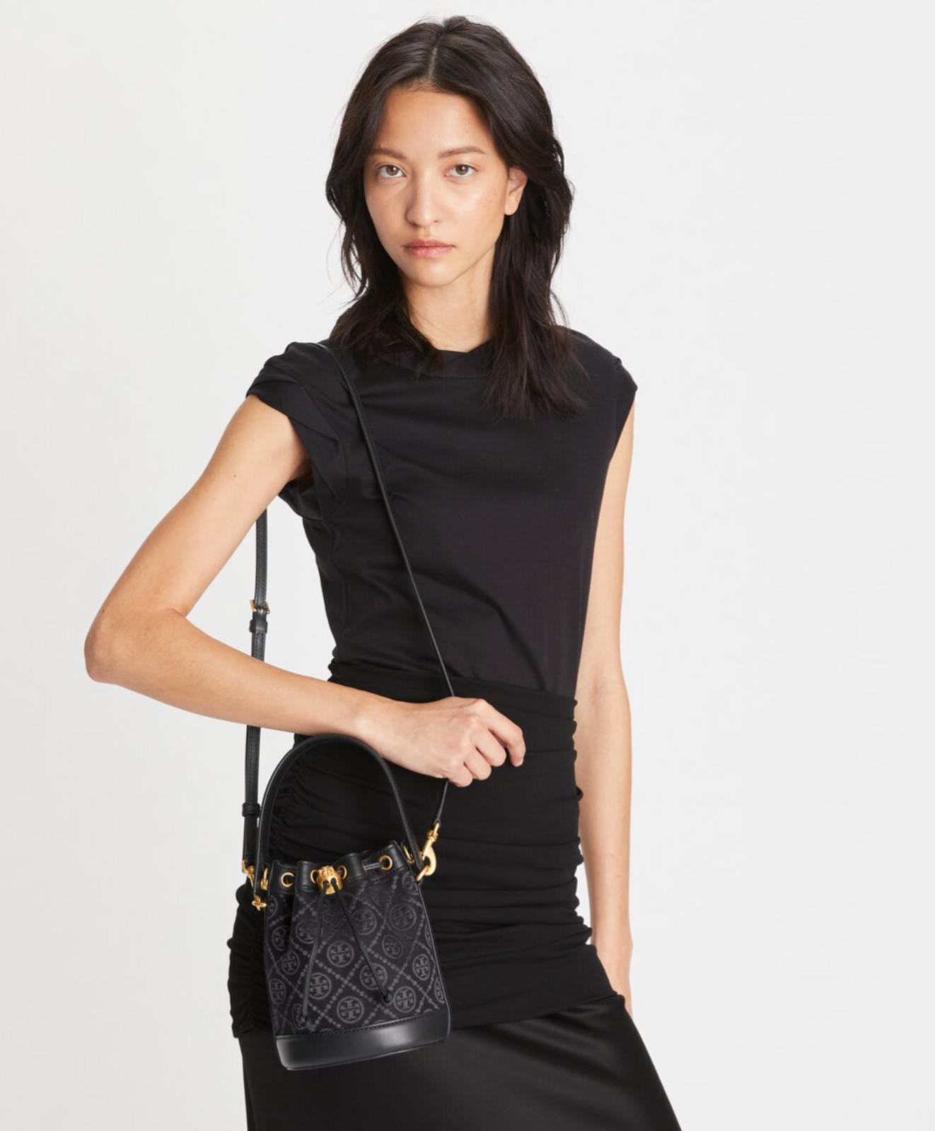 Tory Burch T Monogram Mini Bucket Bag Crossbody in Black NWT