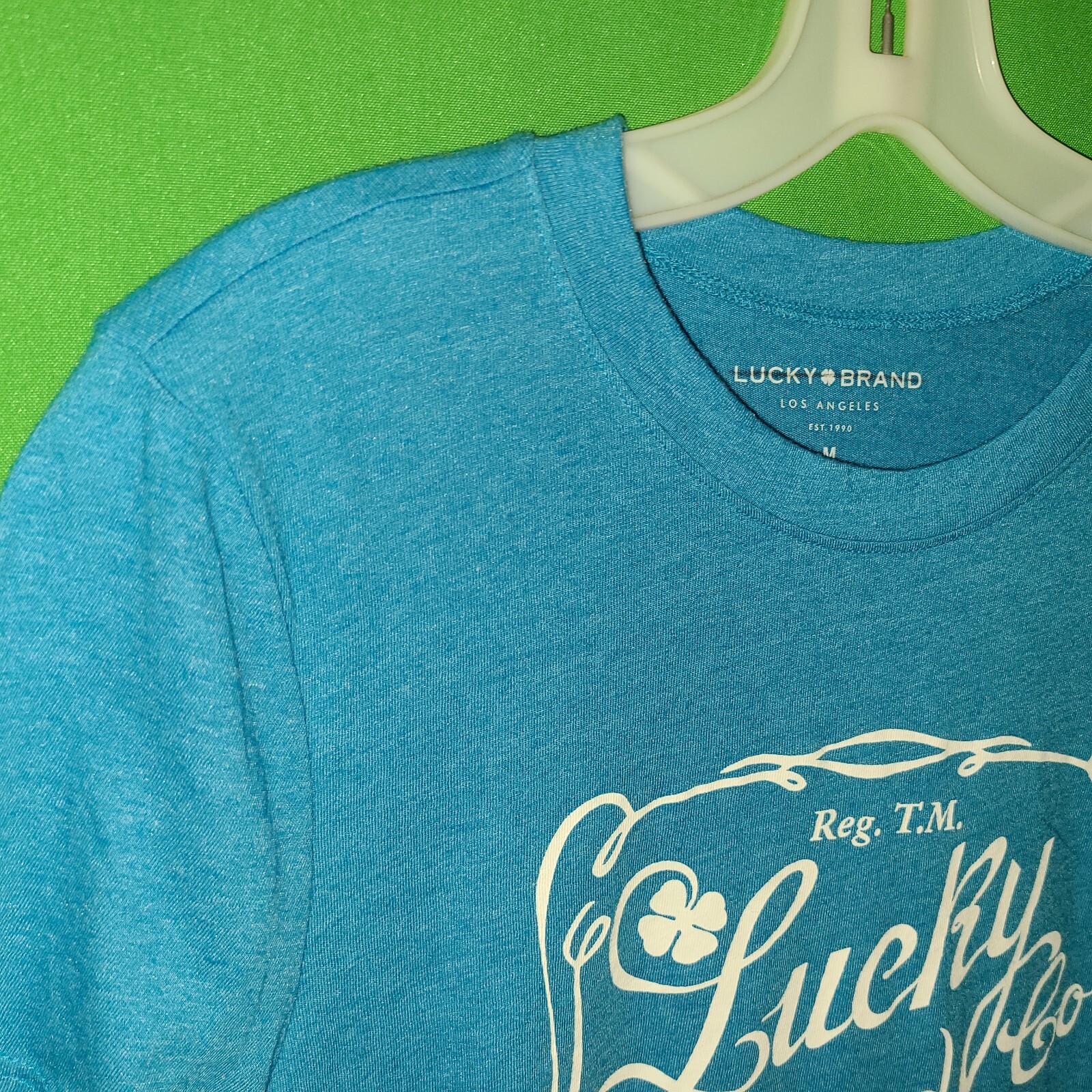 8601) NWOT LUCKY BRAND medium crew neck tee blue logo short sleeve cotton new