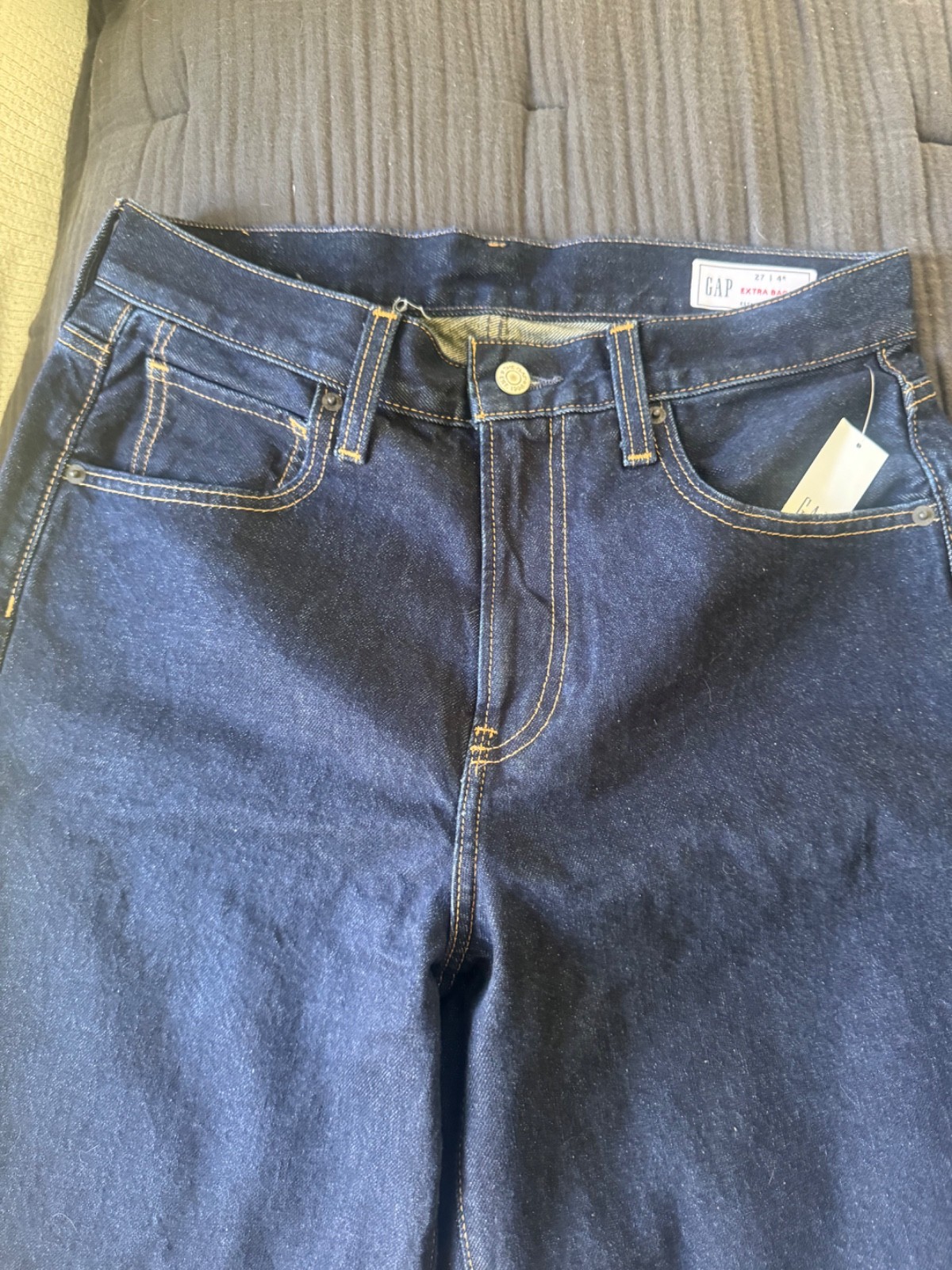 [NWT] GAP x Hailey Bieber 1996 Extra Baggy Jeans Midnight Indigo Women’s-Size 27