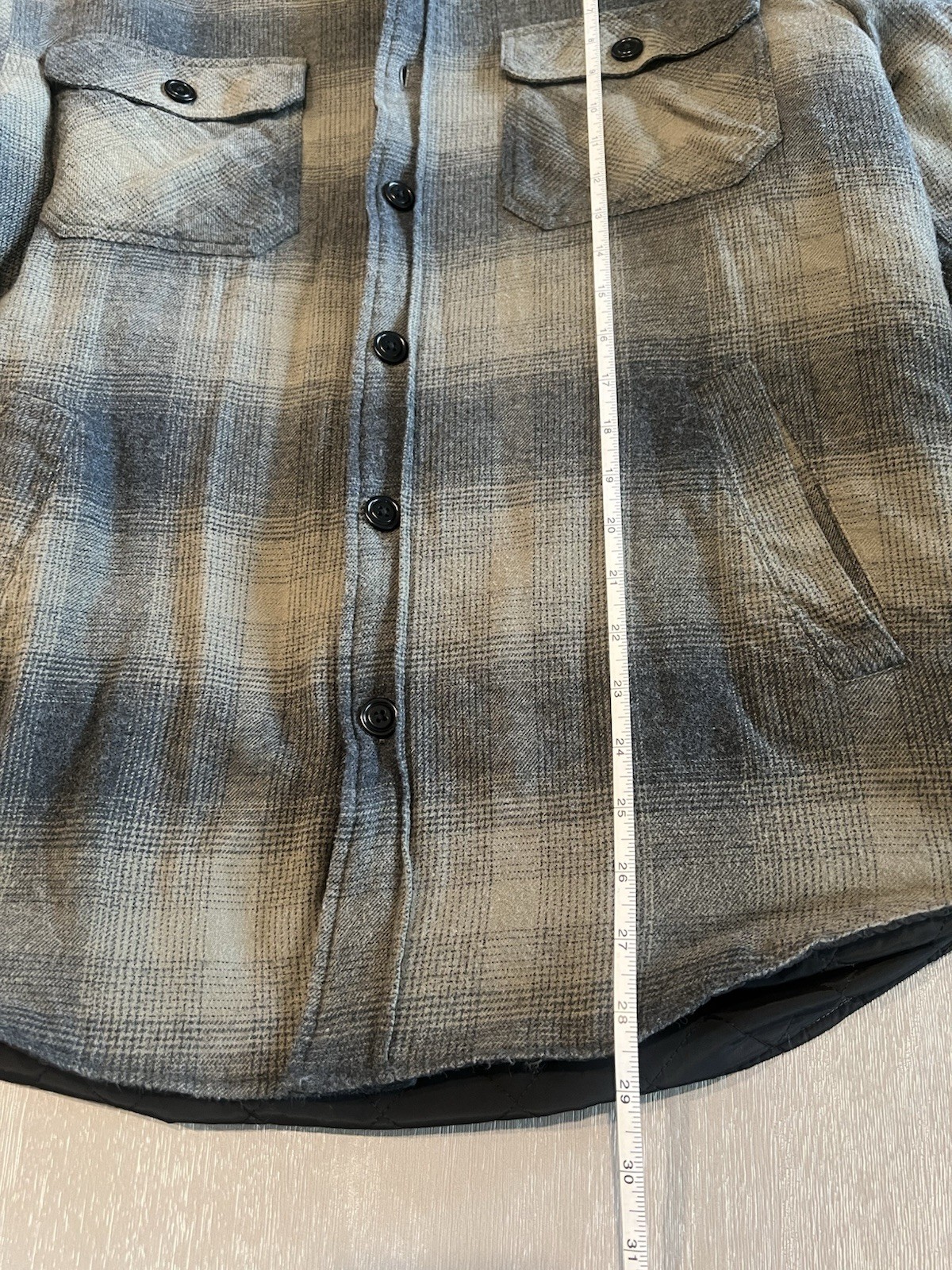 Rails Worthing Plaid Button-Up Shacket in green black men’s size Large SOLD OUT