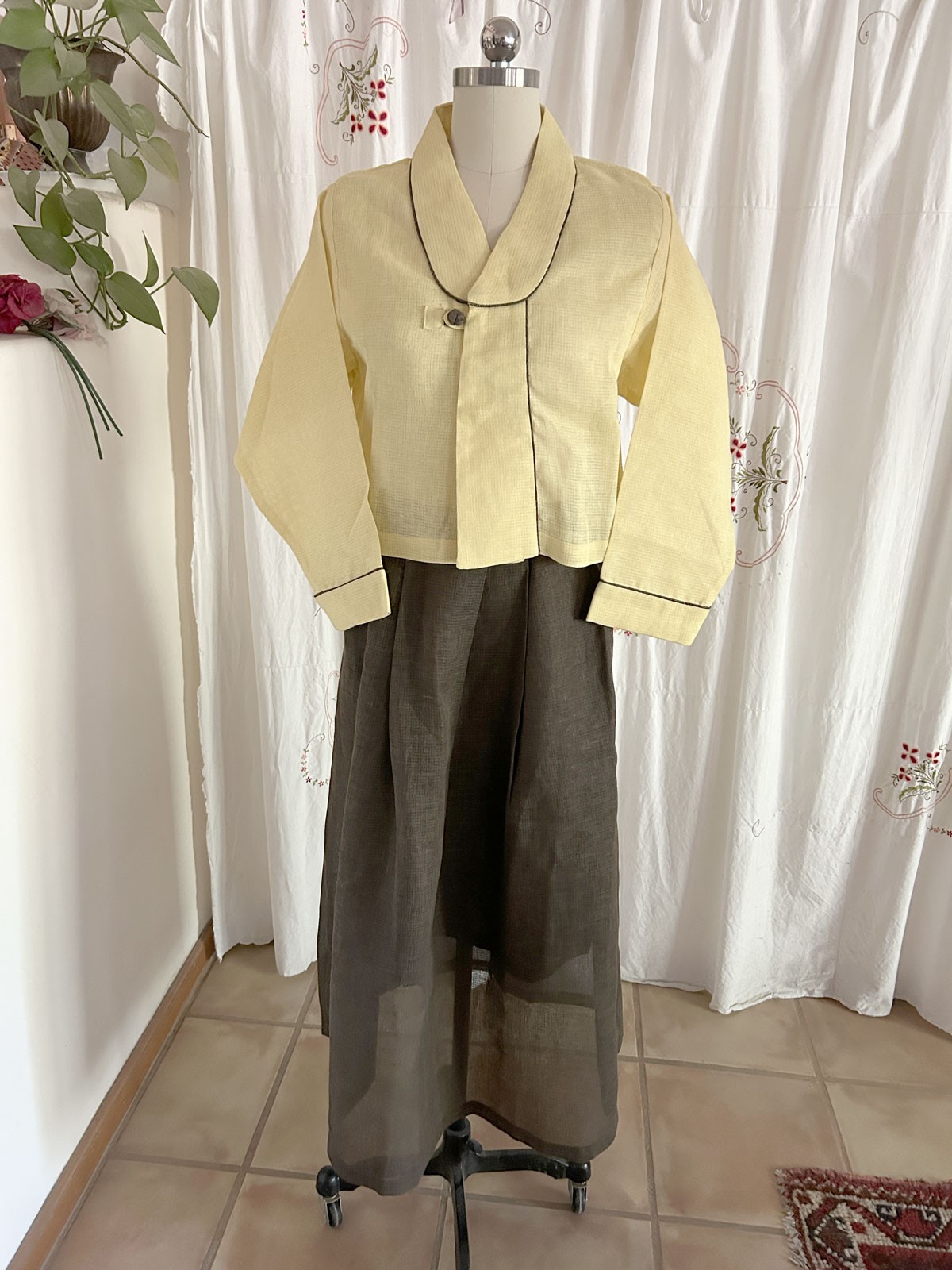 Korean Modern Hanbok Dress Wmn Jeogori Top & Skirt Ramie/Linen Yellow Brown M/L