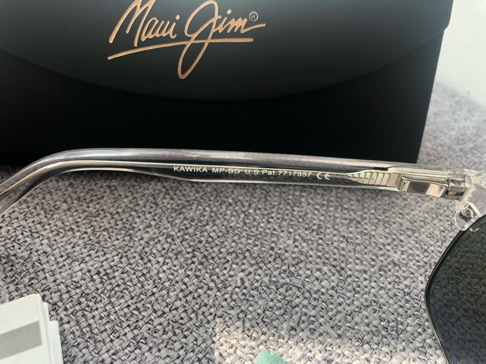 Maui Jim Kawika Polarized Sunglasses B257-05CR Crystal/Blue Hawaii Glass