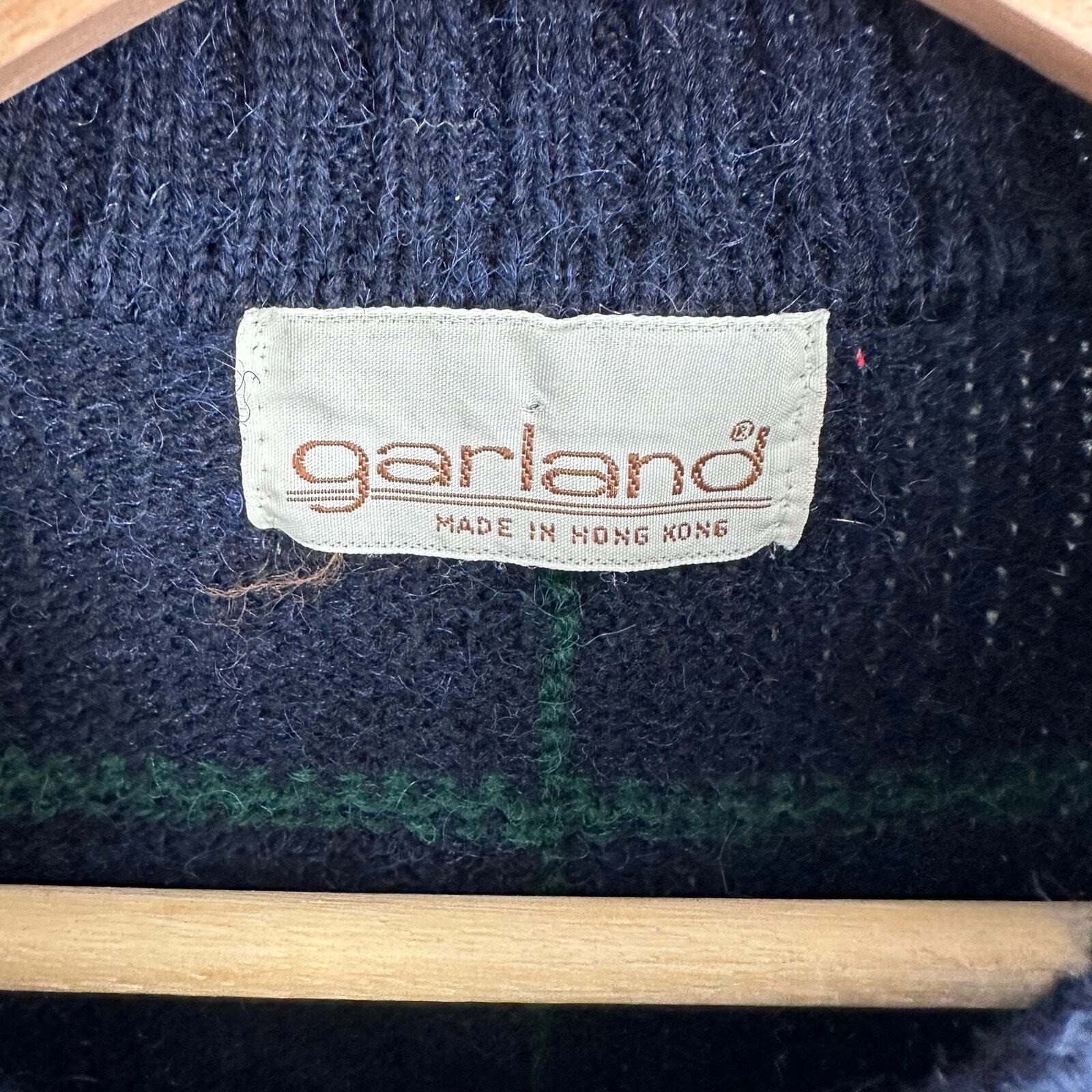 Garland Hong Kong Dad Style Dark Blue Grid Check Pattern Sweater Adult Window