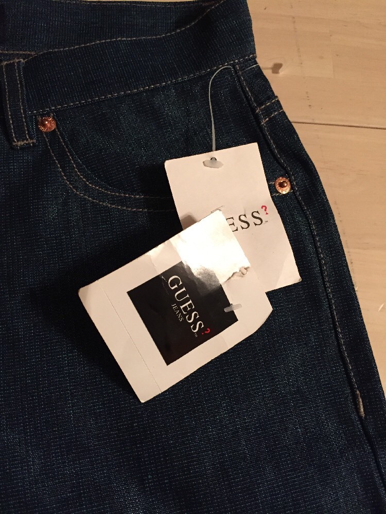 Guess ? Women’s Jeans Original Design Tapered High Waist Lightweight 28 X 31 NWT