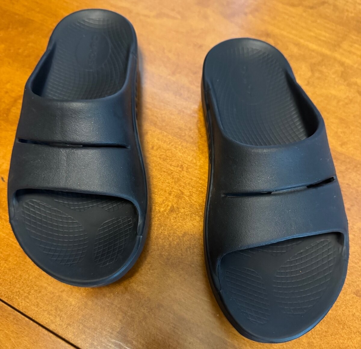 OOFOS Ooahh Sport Unisex Black Slide Slipper Recovery Sandals Sz Men 5 Women 7