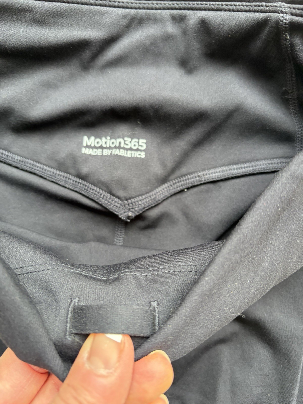 Fabletics Motion 365 Black Womens leggings Size XS, Athletic, Yoga, pockets