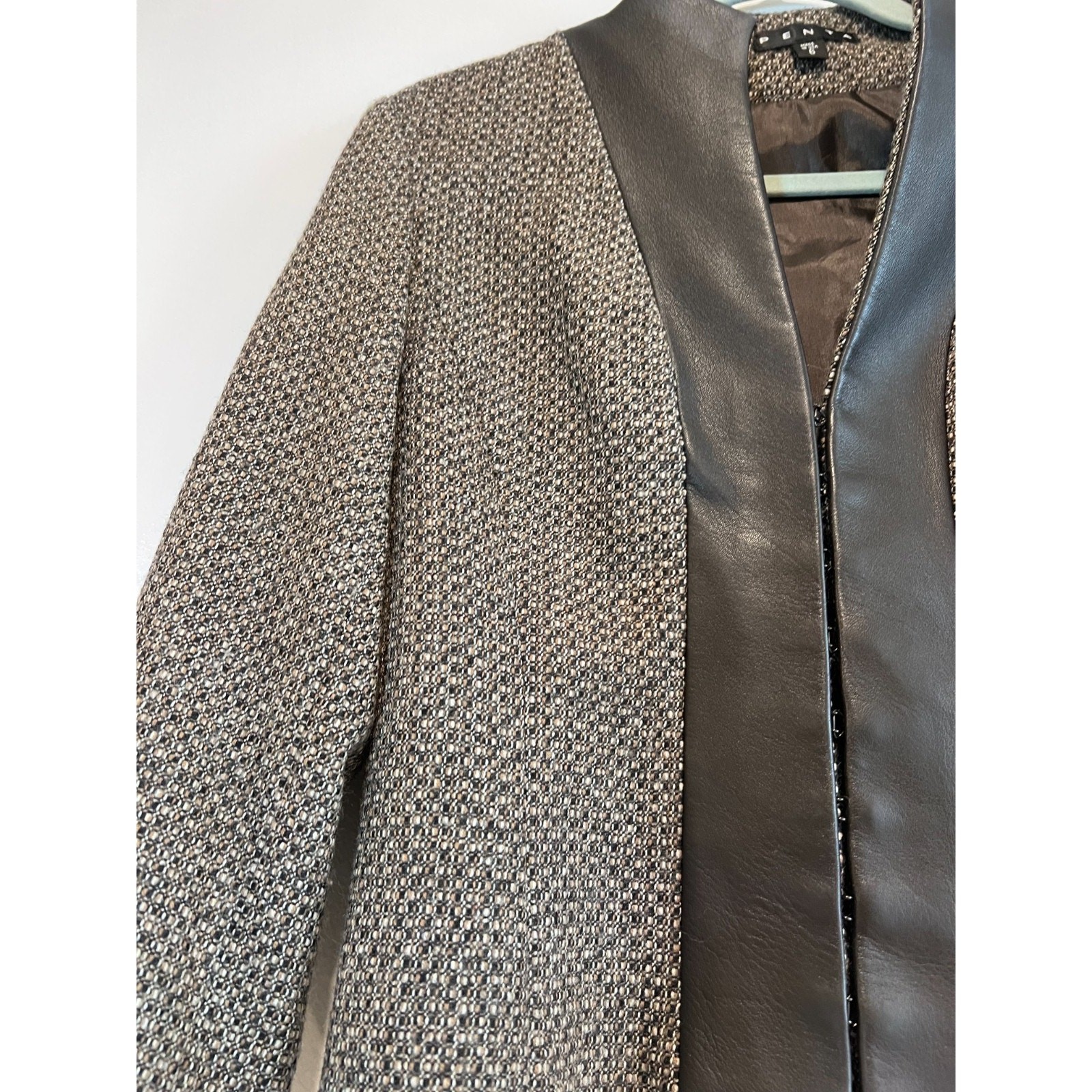 PENTA 100% Wool Tweed Jacket Women’s 6 Genuine Leather Trim Open Front Blazer