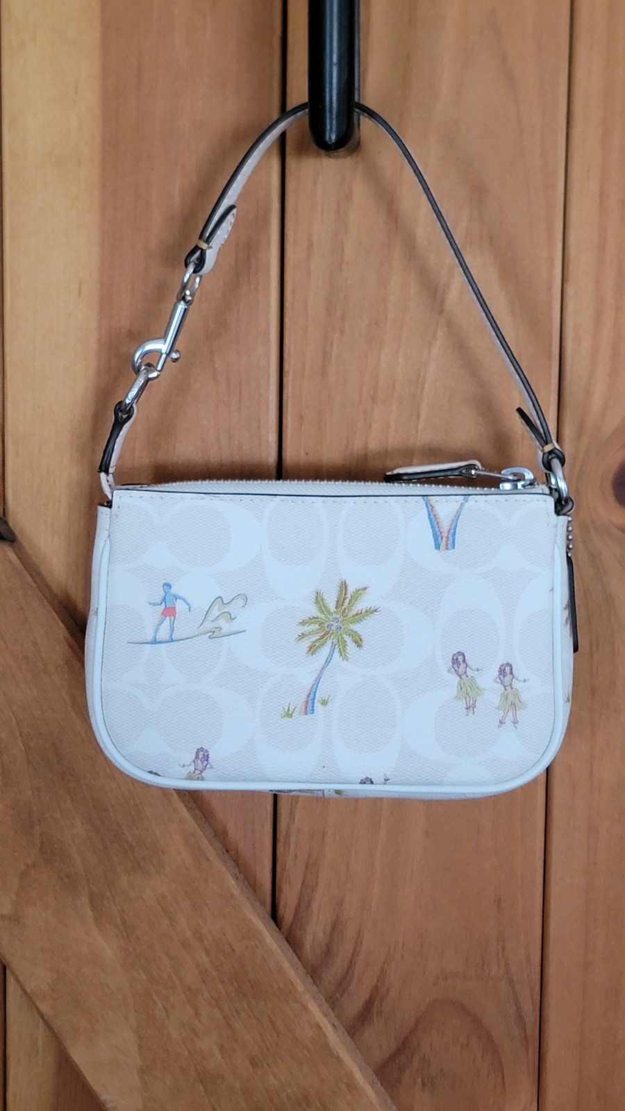 COACH Nolita 15 Wristlet Glacier White Hula Print w/ Card Holder EUC