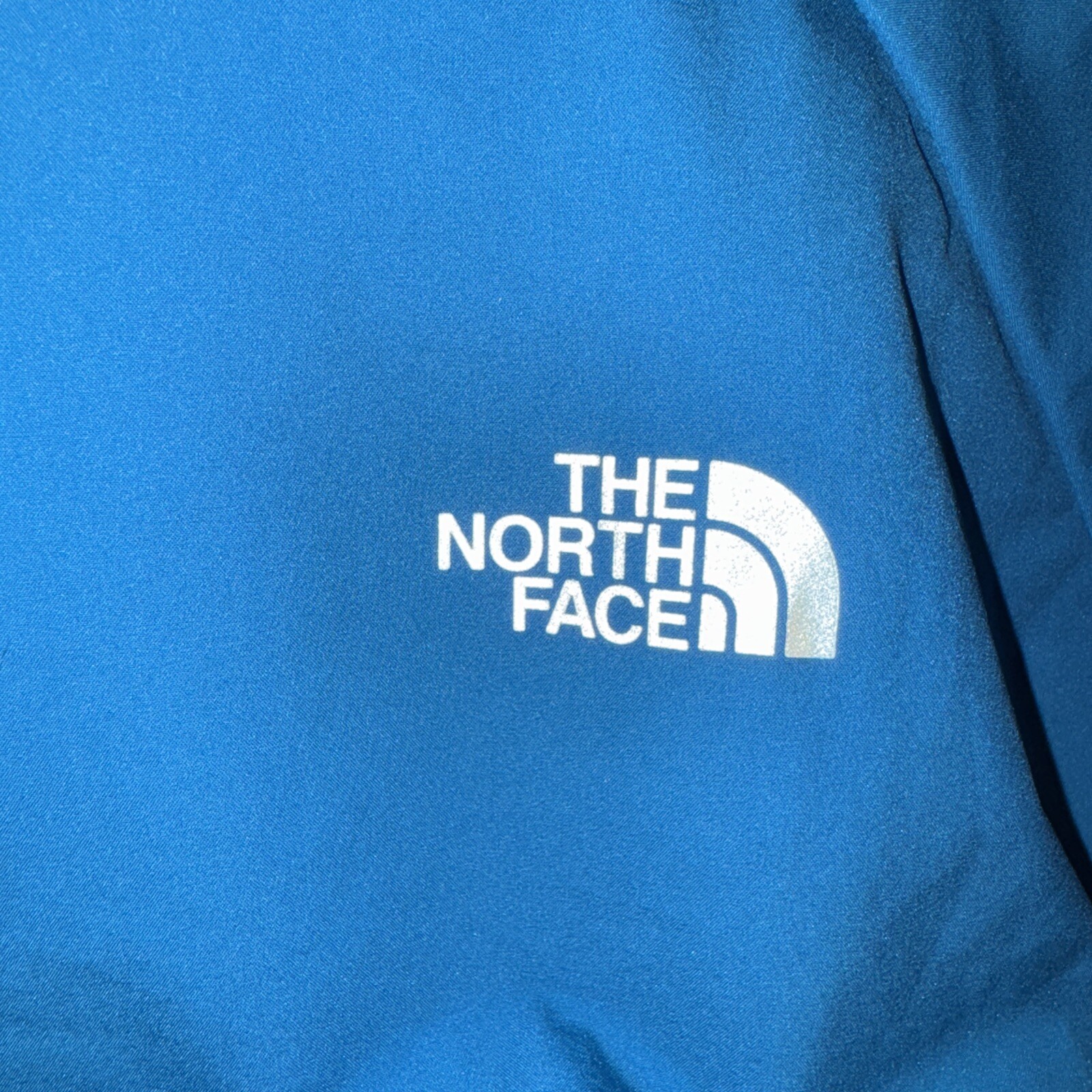 THE NORTH FACE MENS LARGE GRAY/BLUE BLACK LIGHT WEIGHT JACKET WITH THUMBHOLES