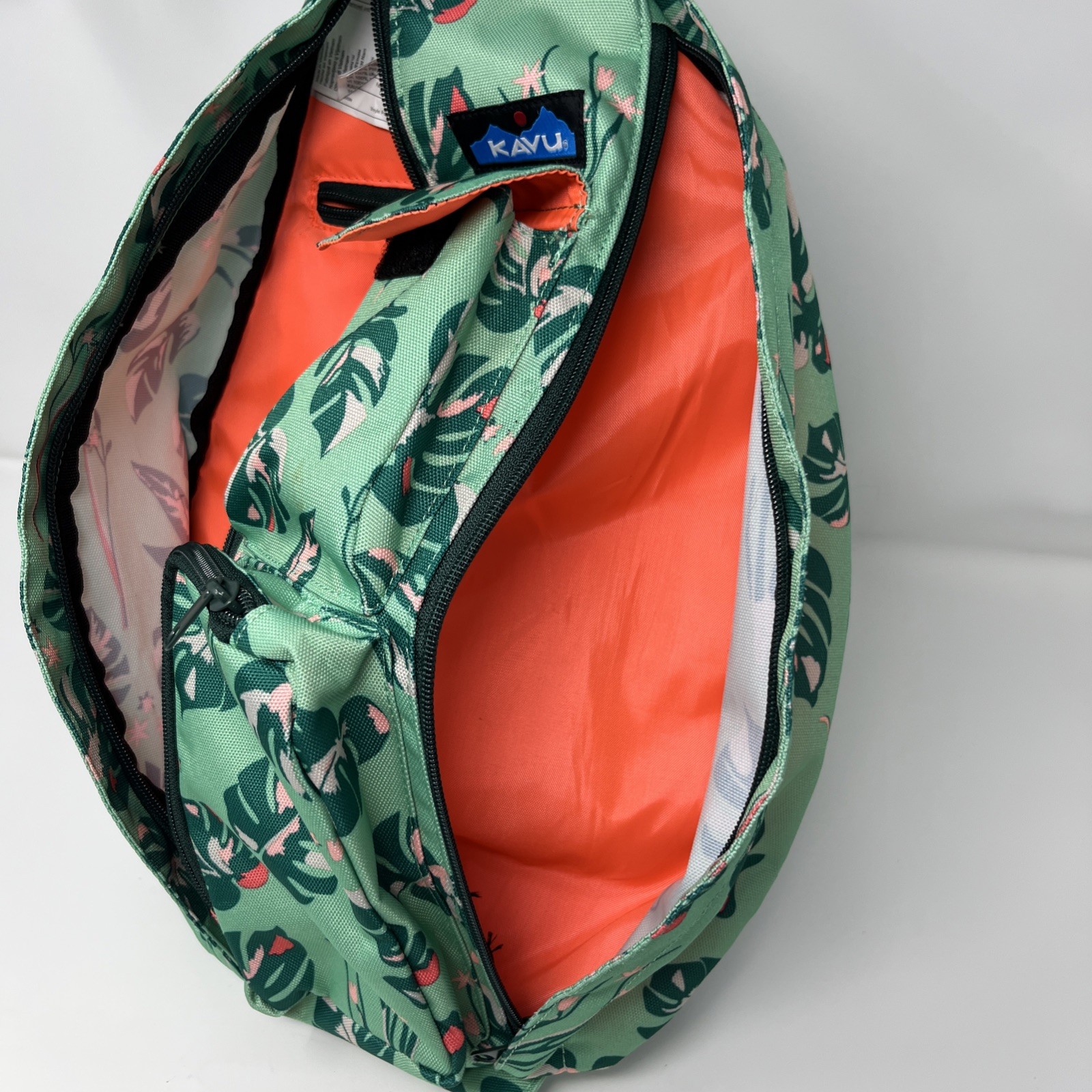KAVU Tropical Jungle Leaf Rope Sling Backpack Canvas Bag Outdoor Beach Travel