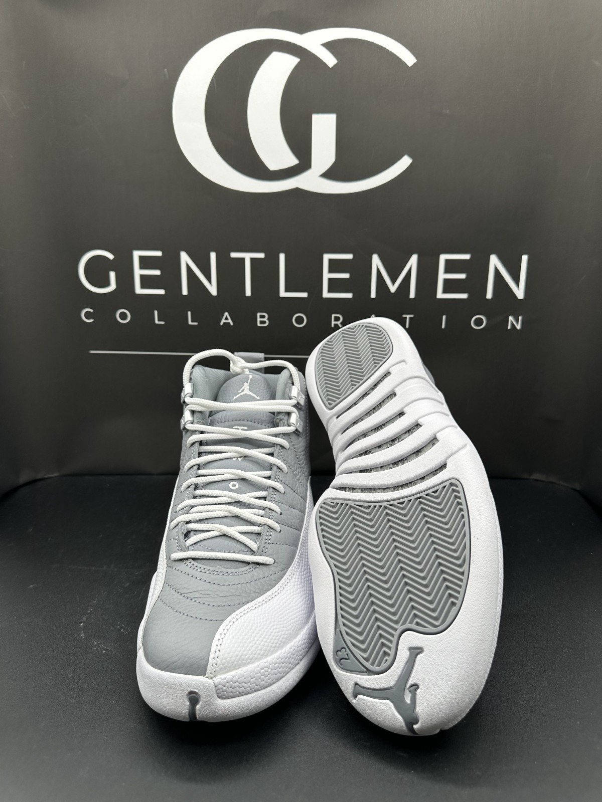 Size 9.5 – Jordan 12 Stealth 2022