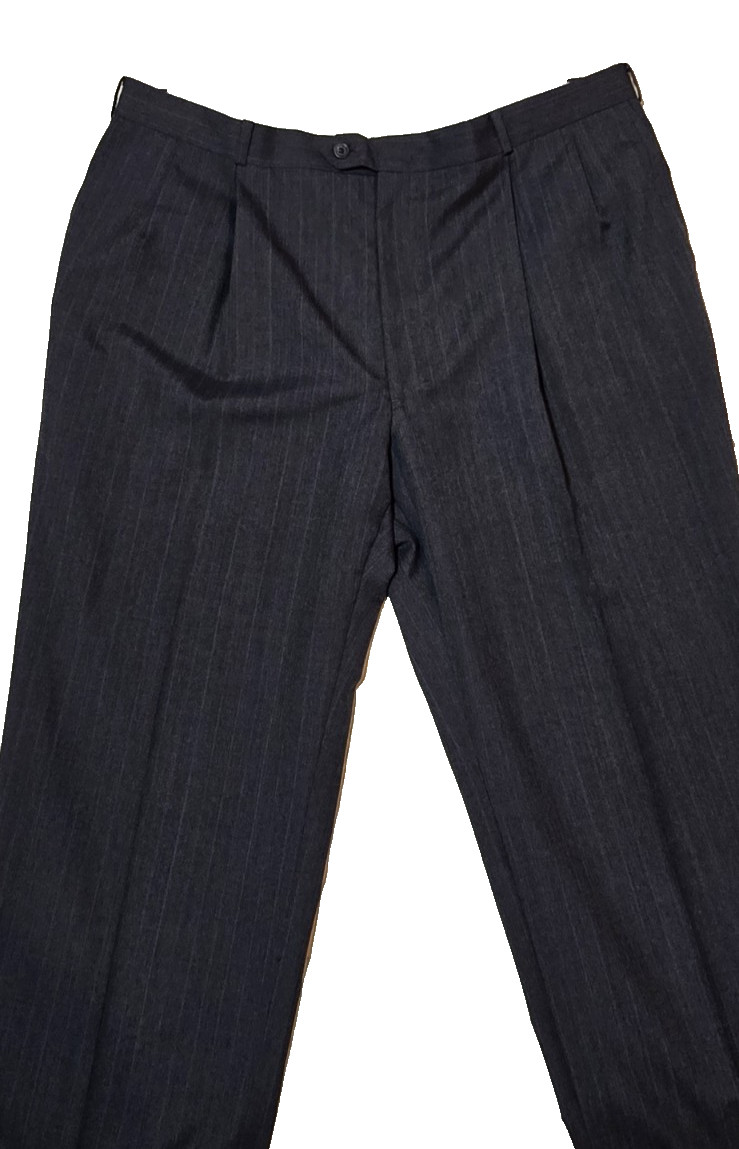 LaCrosse Larsón Florine Mens 48R 42×29+ 2 Pc Charcoal Pinstripe Suit USA Vintage