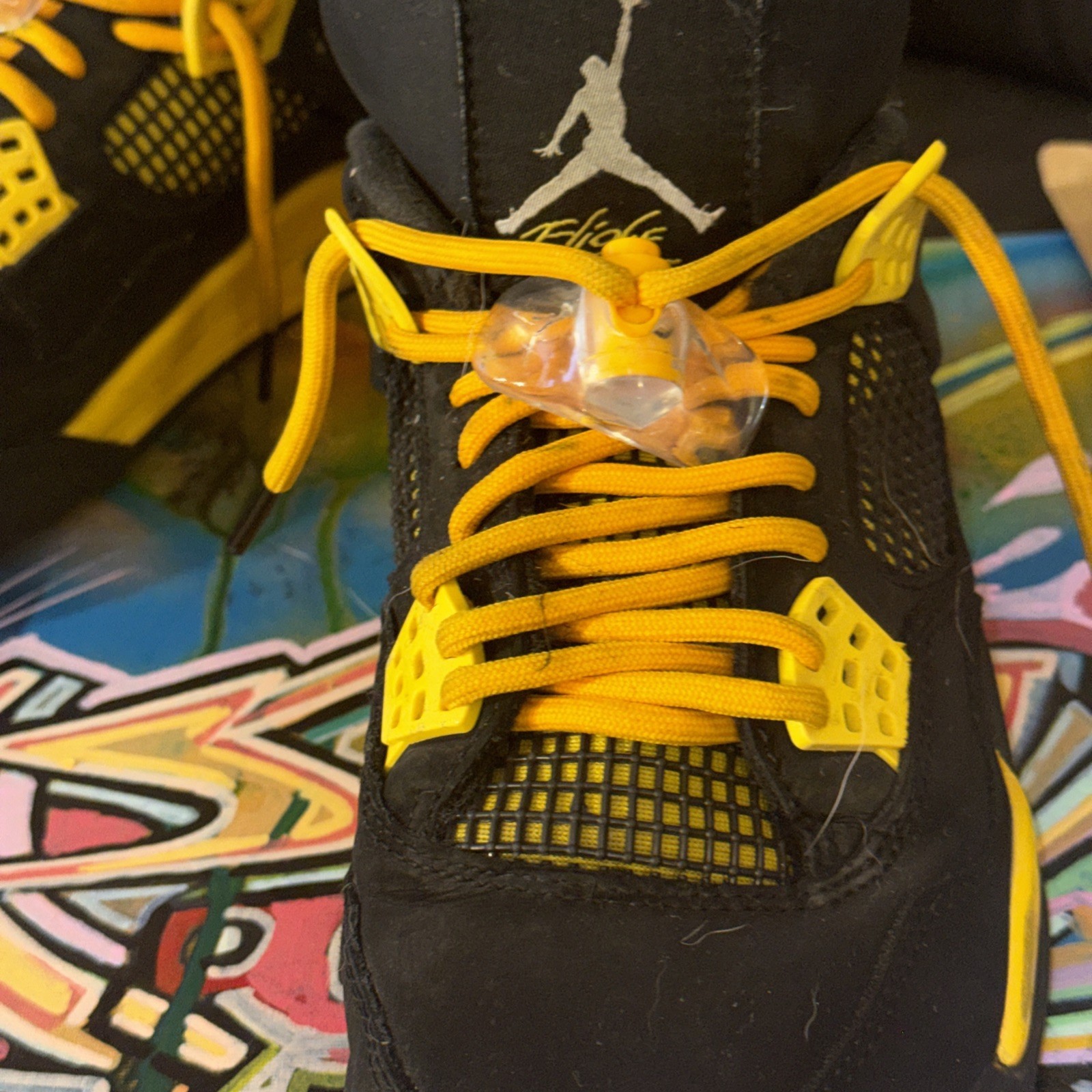 Size 8 – Jordan 4 Retro Mid Thunder